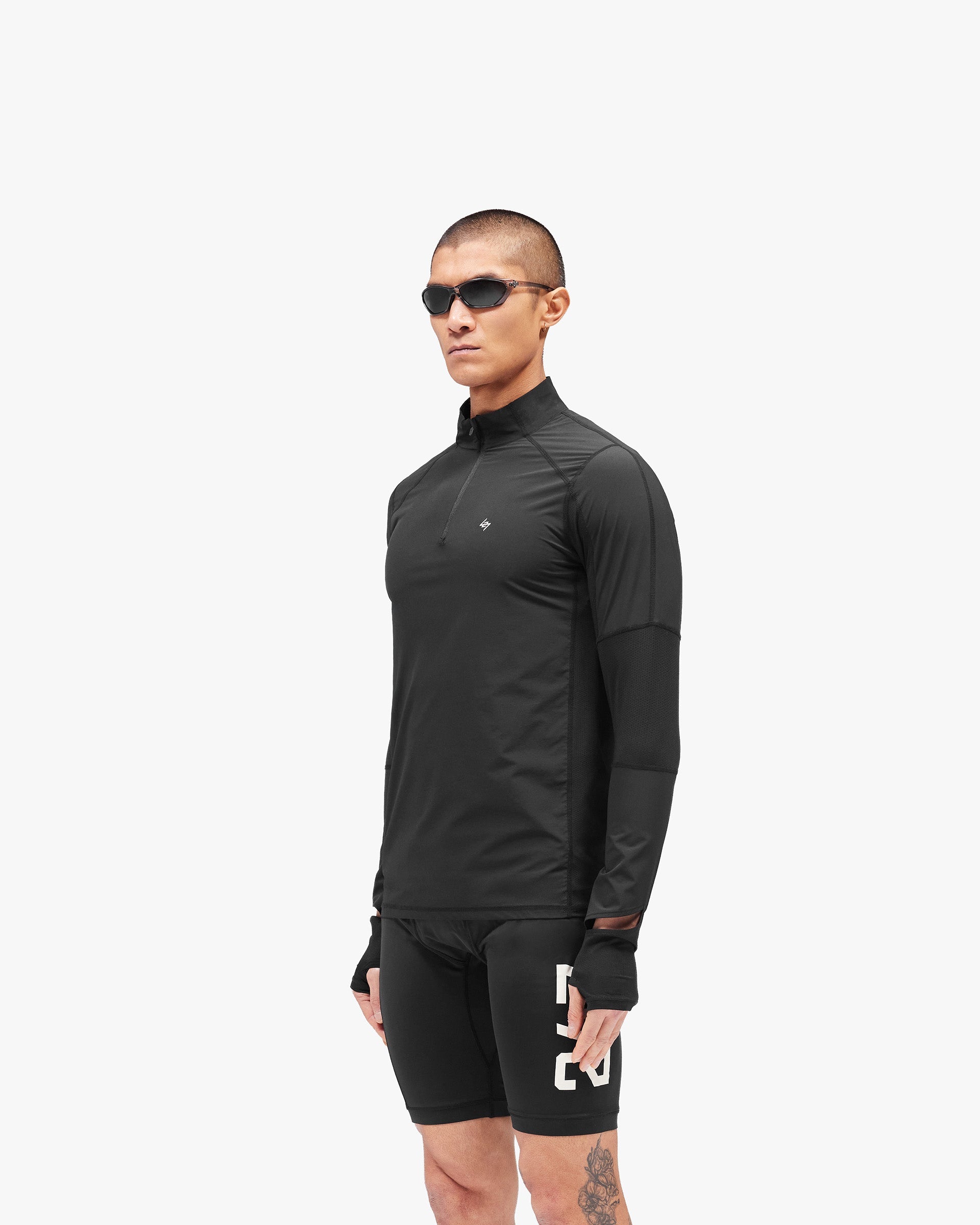 247_Run_Quarter_Zip_-_Jet_Black_02.jpg