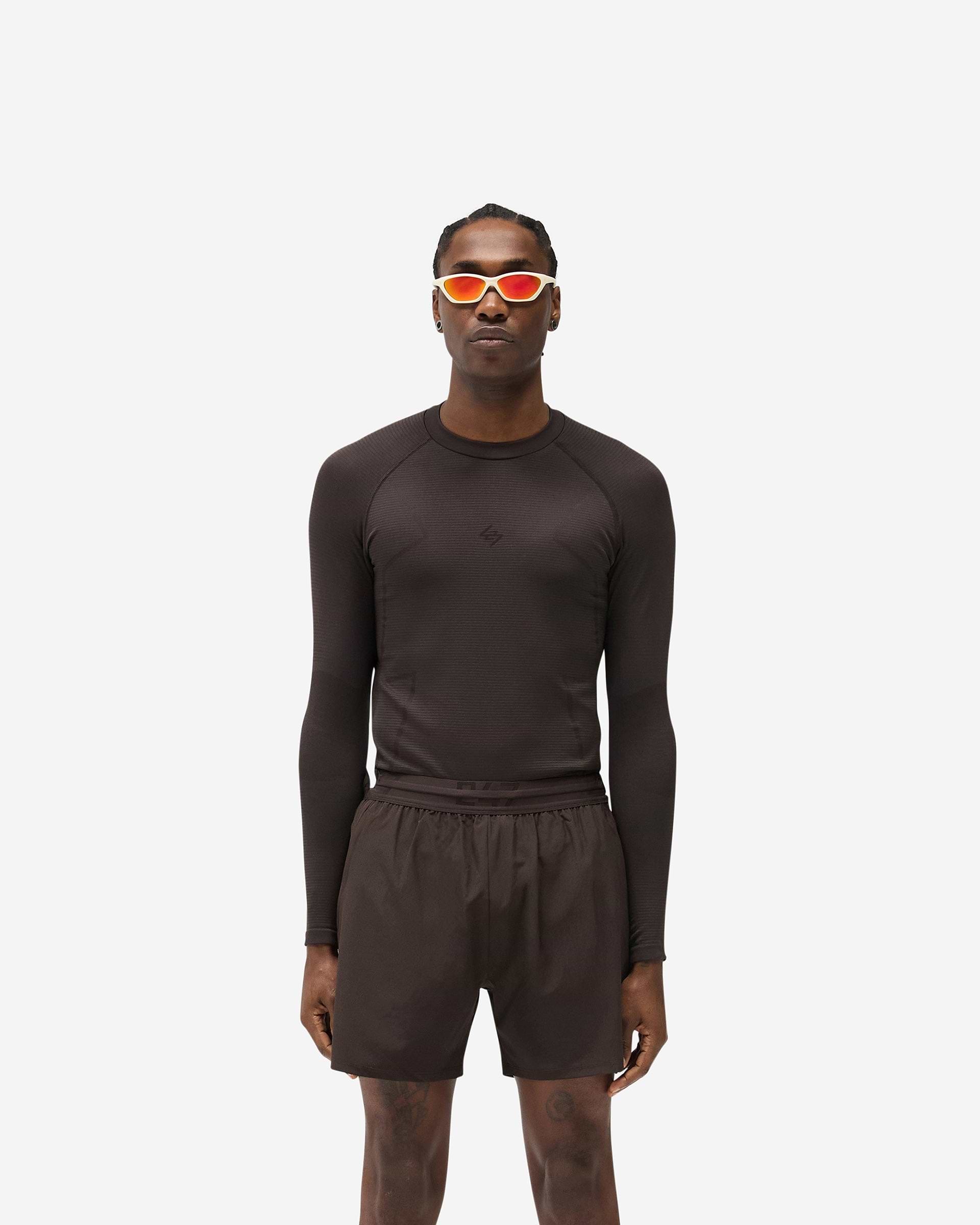 247_Uprising_Long_Sleeve_Seamless_T-Shirt_-_Chocolate_03.jpg