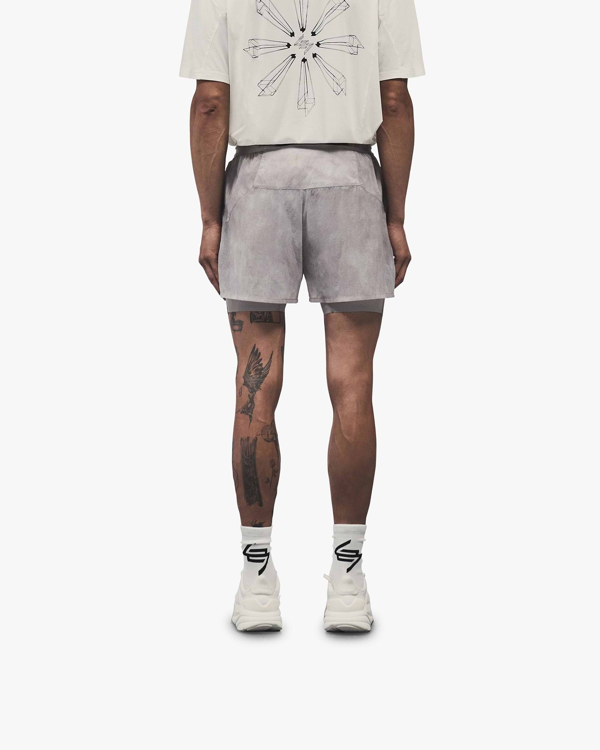 247_Trail_Shorts_-_Chalk_04.jpg