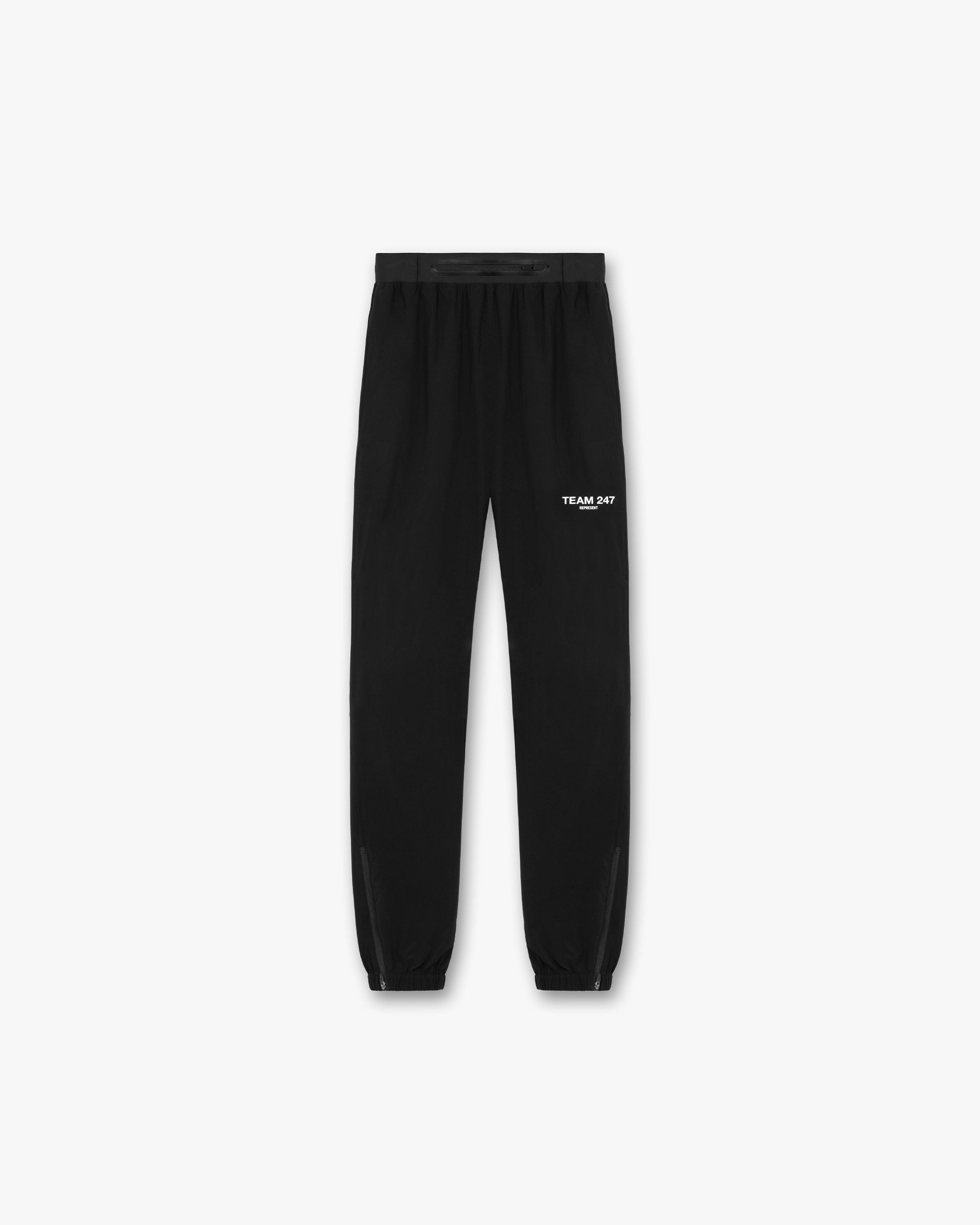 Represent winter track pants store