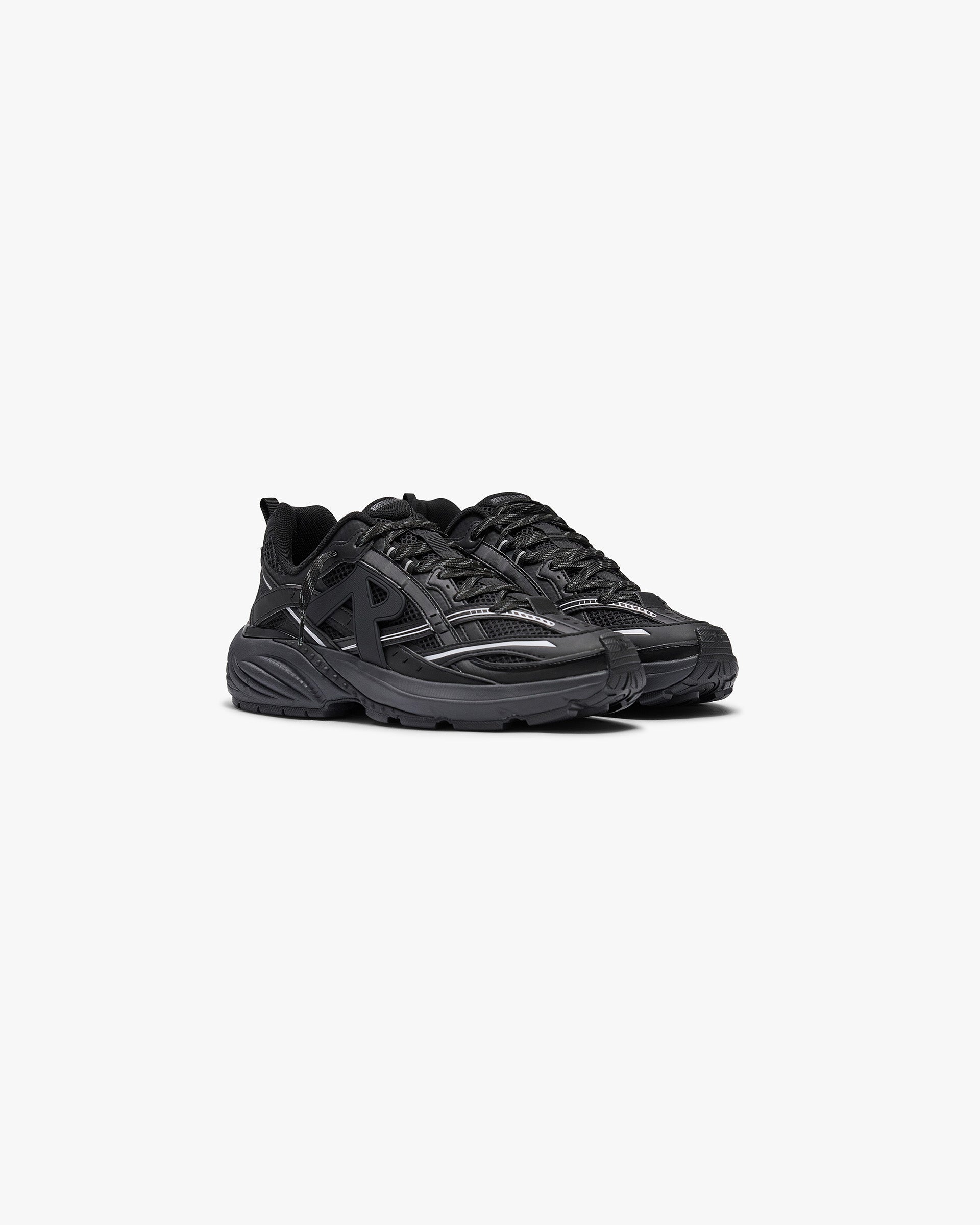 Storm Runner - Triple Black