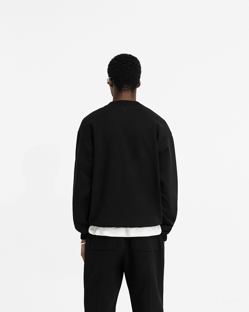 Initial Oversized Sweater - SCHWARZ