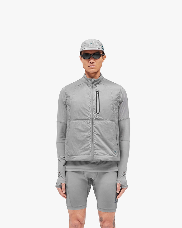 247_Run_Gilet_-_Graphite_Grey_03.jpg