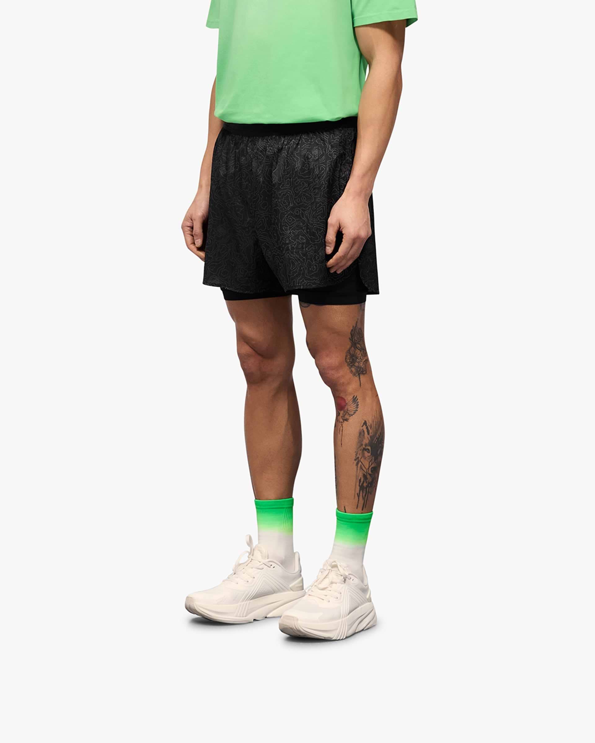 247 Contour 2-In-1 Run Shorts - Schwarz