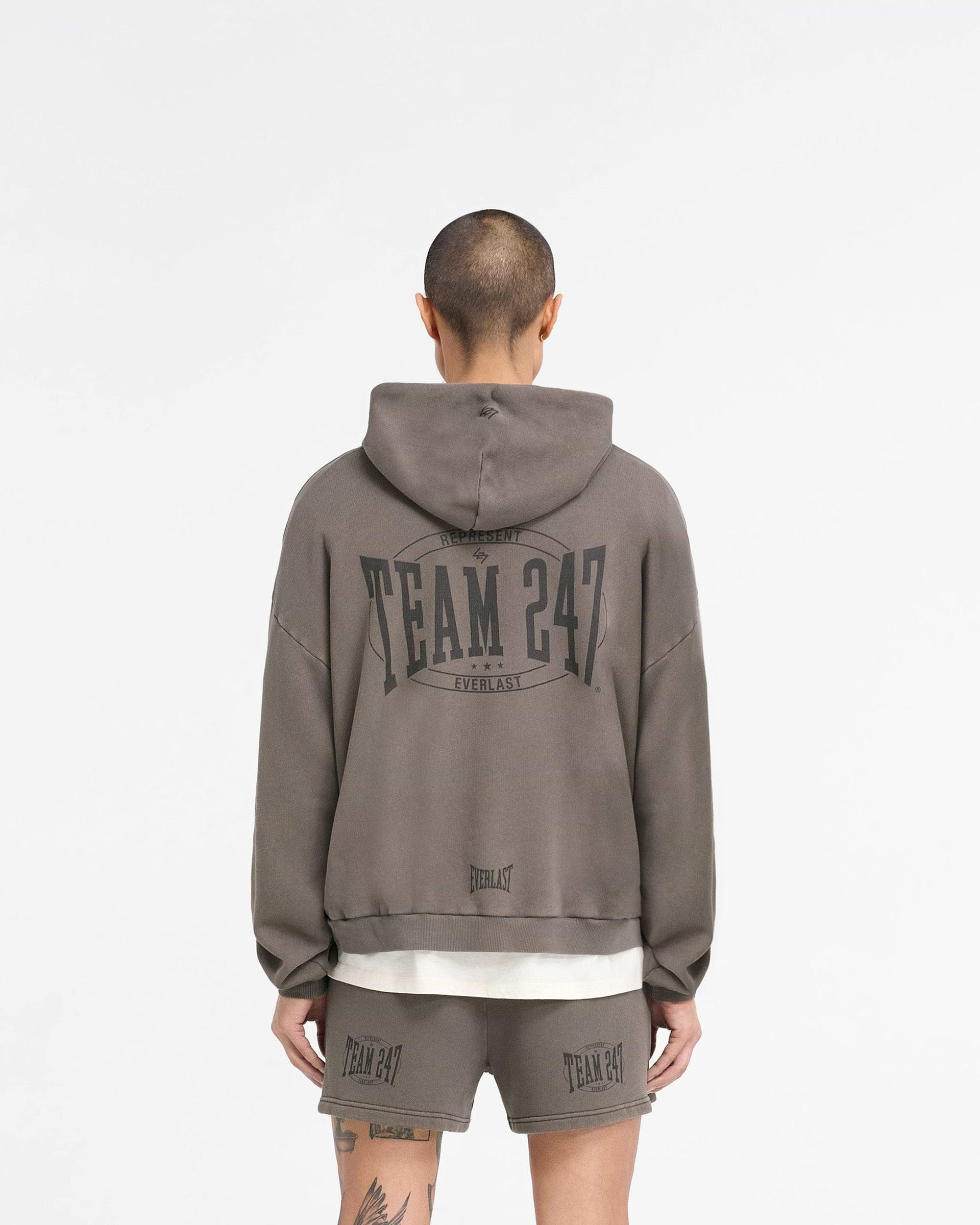 247 X Everlast Training Camp Boxy Hoodie - Gewaschenes Braun