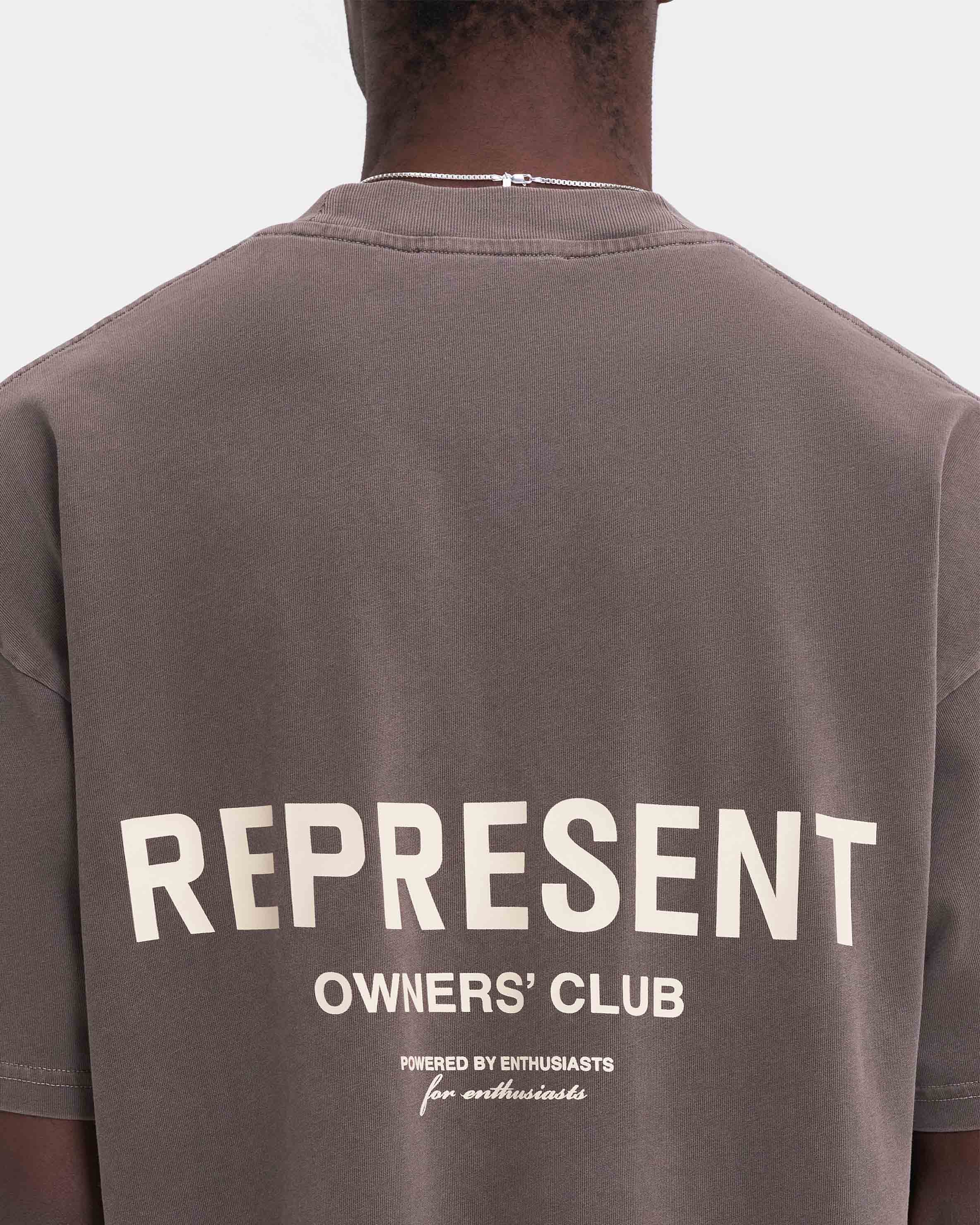 T-Shirt Represent Owners Club - Brouillard