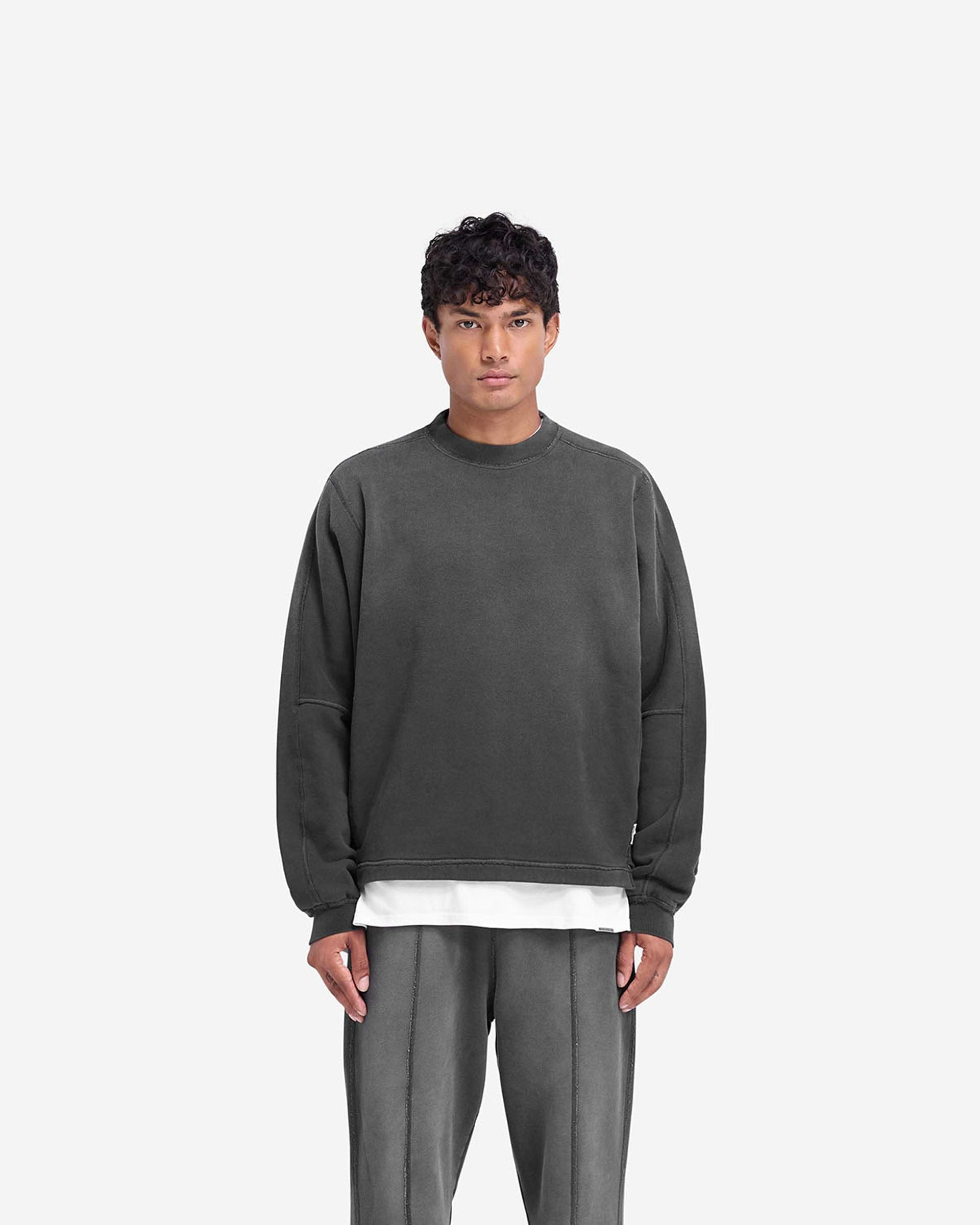 Stepped Hem Sweatshirt - Noir Taché