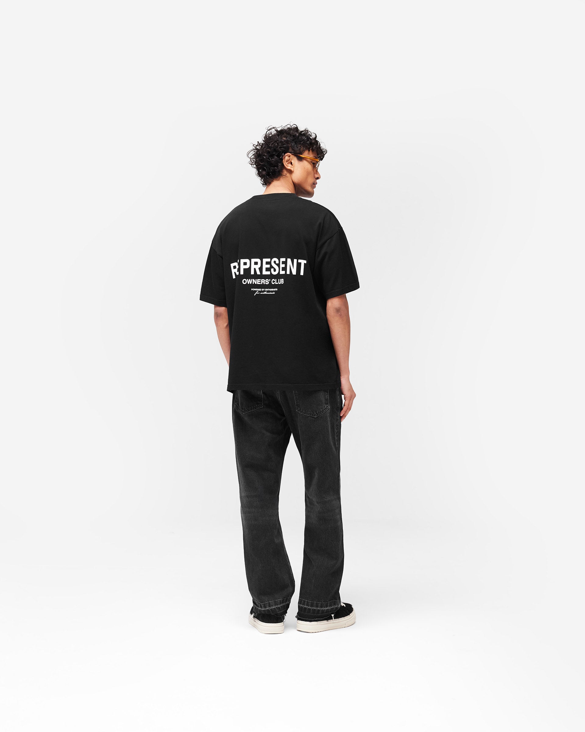 Represent Owners Club T-Shirt - Schwarz