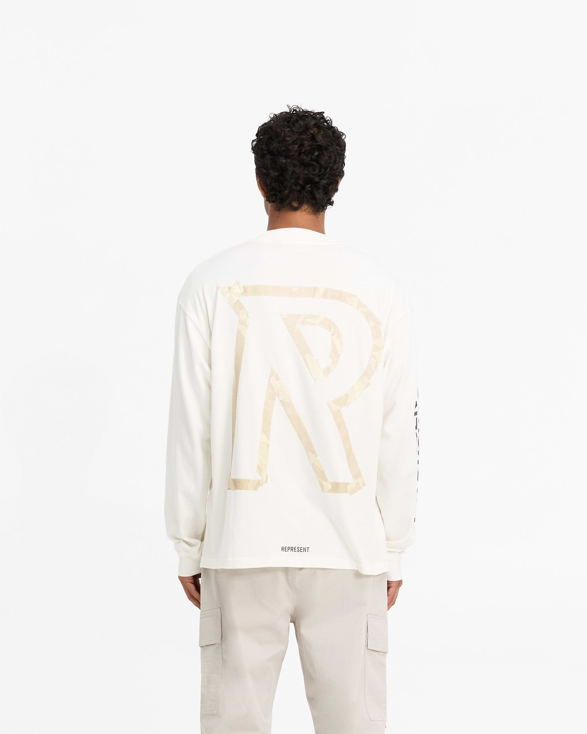 Masking Tape Initial Long Sleeve T-Shirt - Blanc Cassé