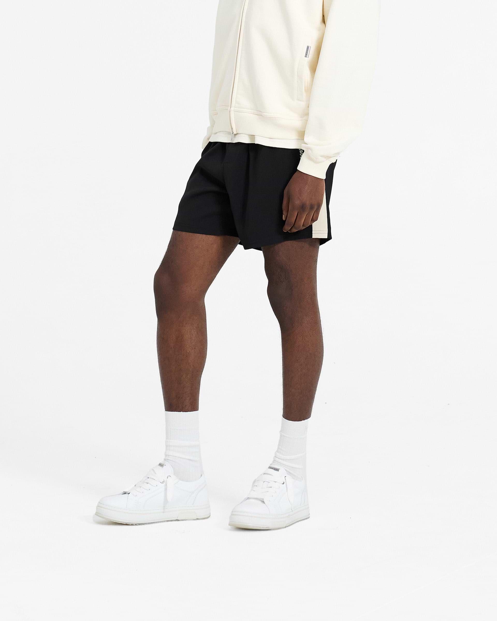 Track Short - Tiefschwarz