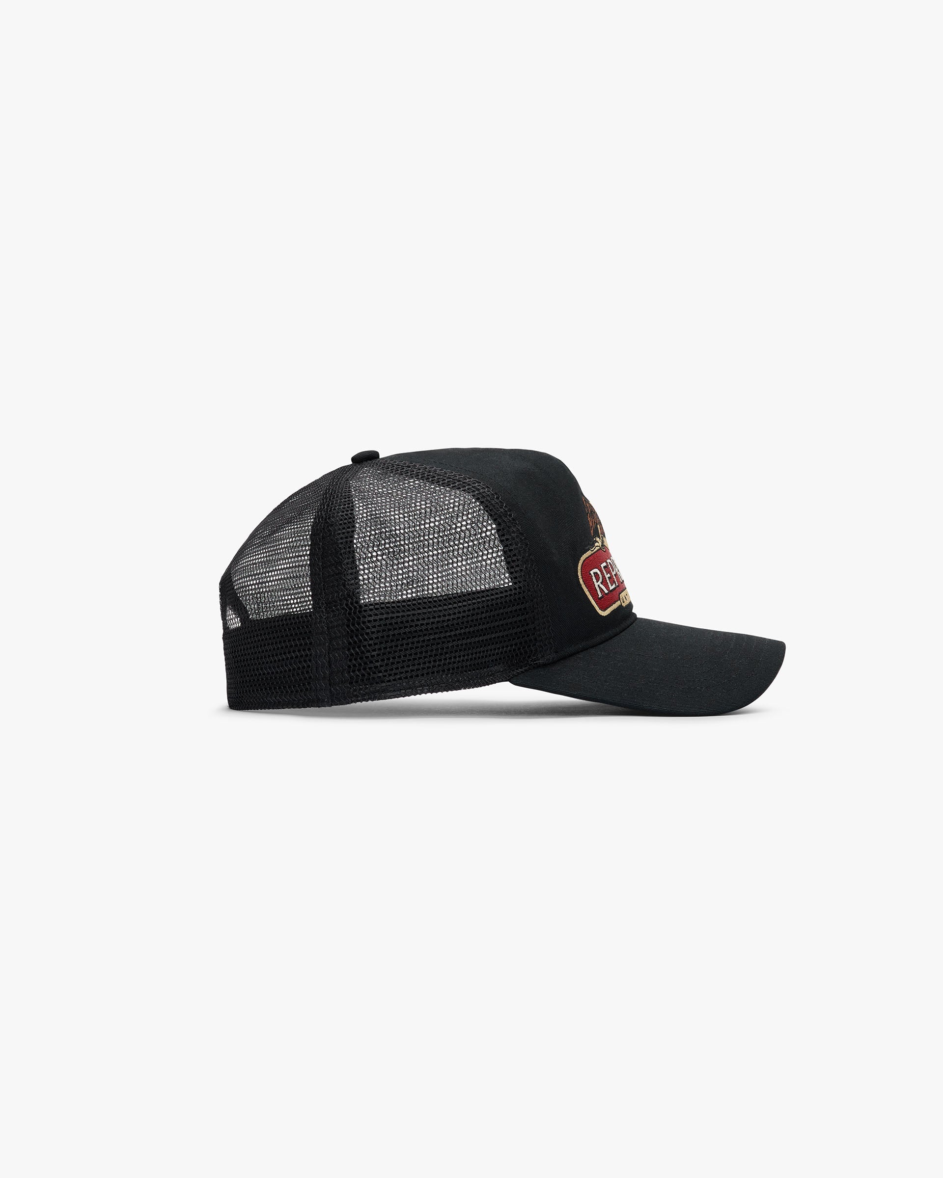 Represent X End Eagle Trucker Cap - Schwarz