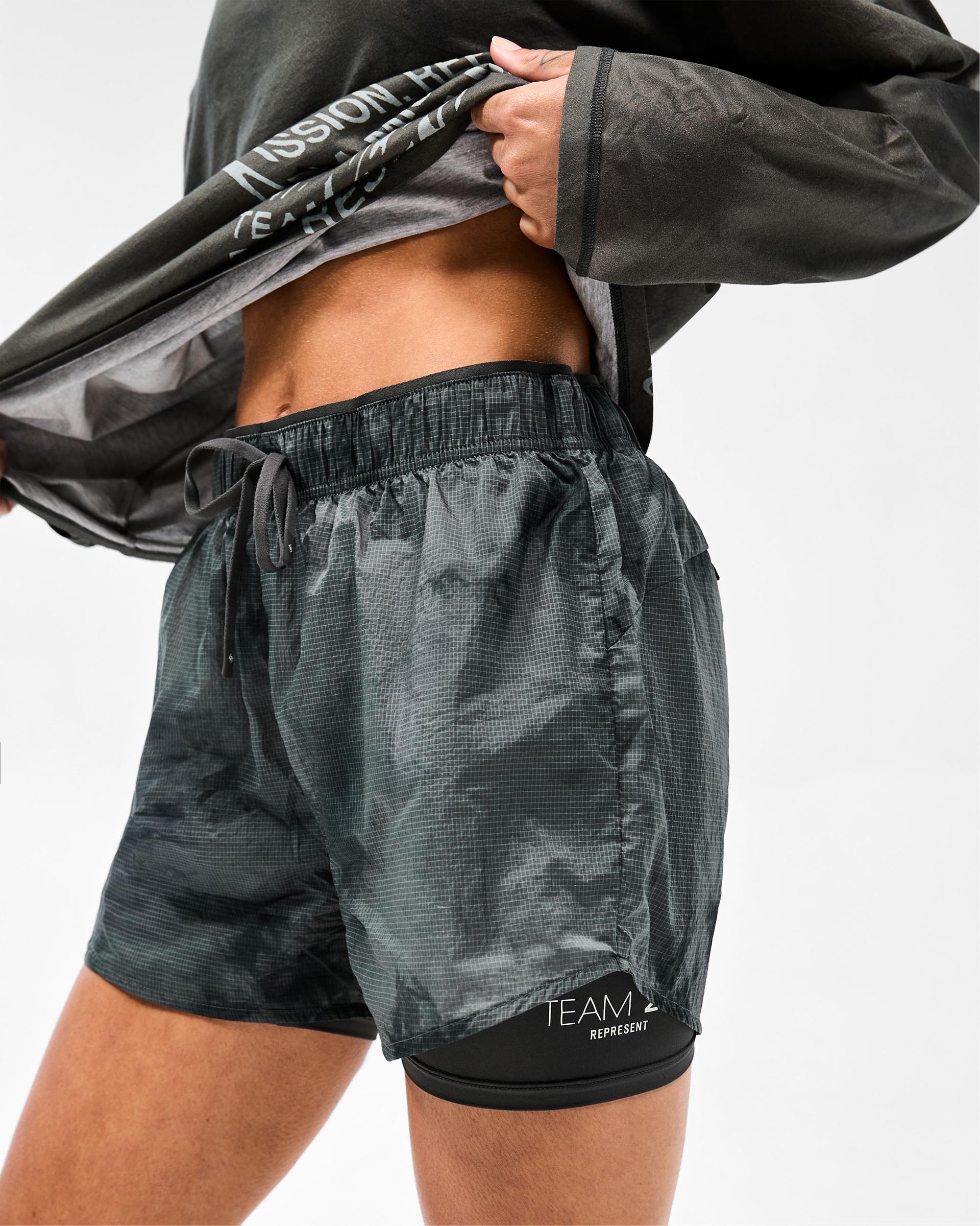 247 Distance 2-In-1 Short Printed - Dark Green