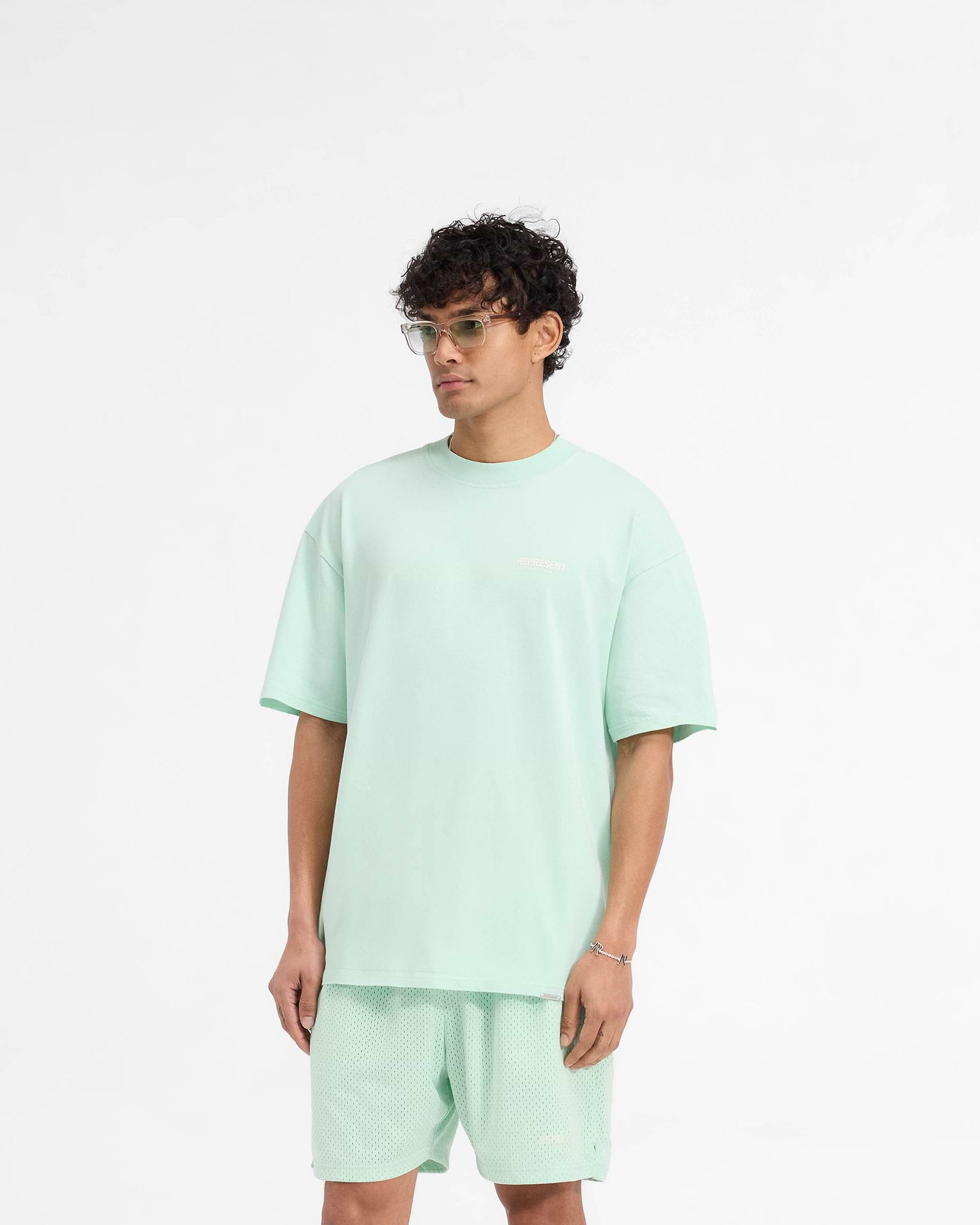Represent Owners Club T-Shirt - Pistachio