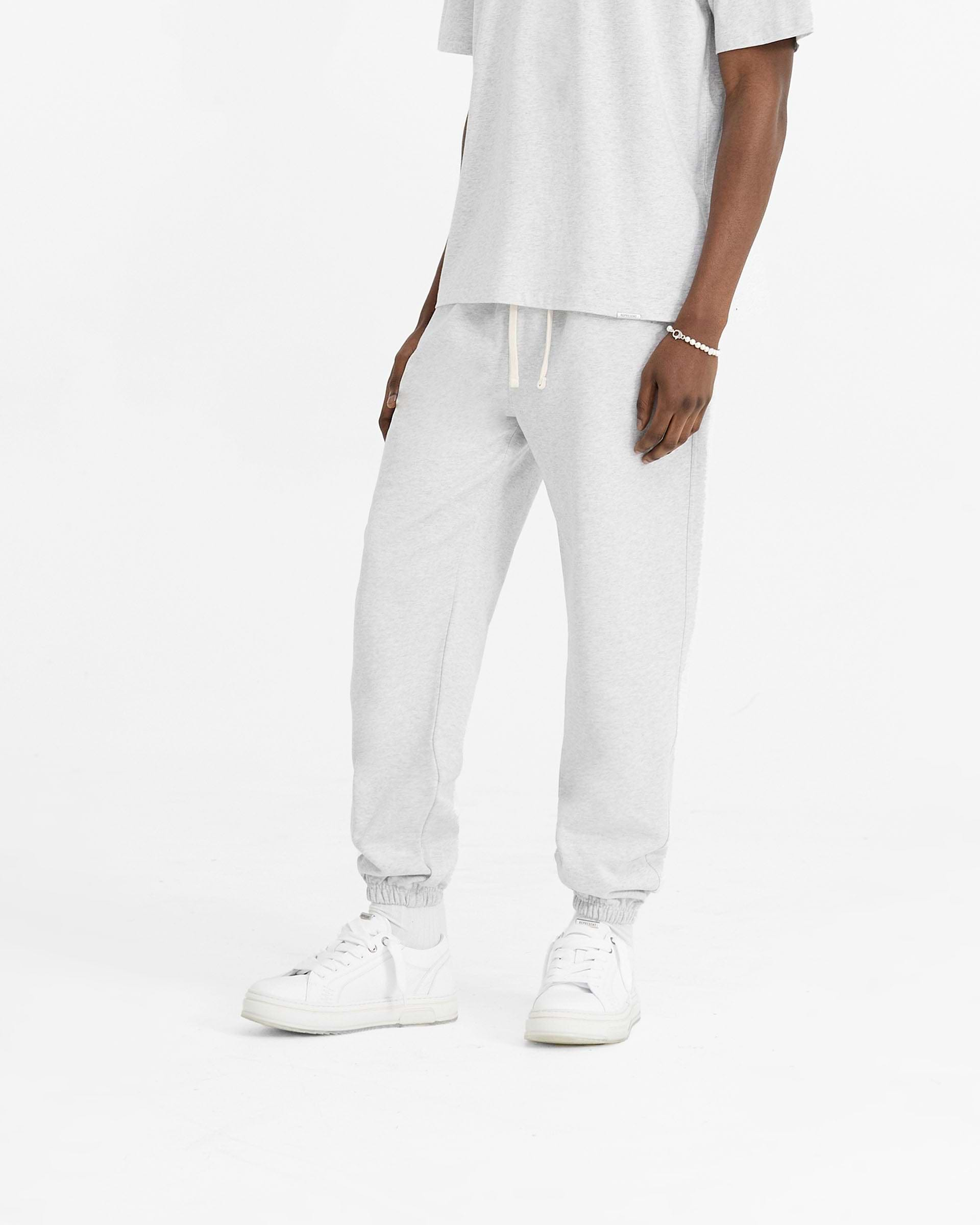 Initial Cuffed Sweatpant - Eisgrau Meliert