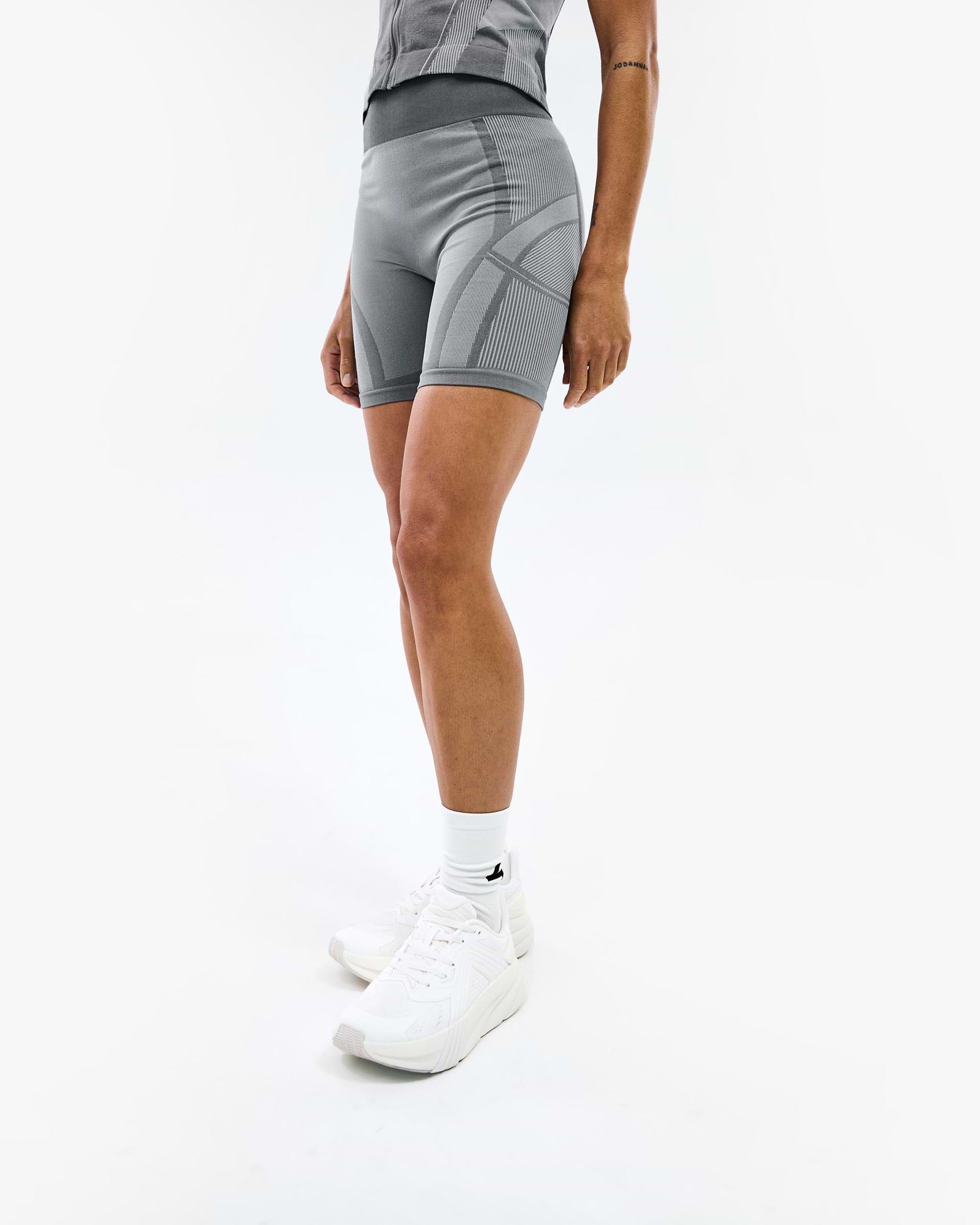 247 Hydro Seamless Training Short - Ice Grey