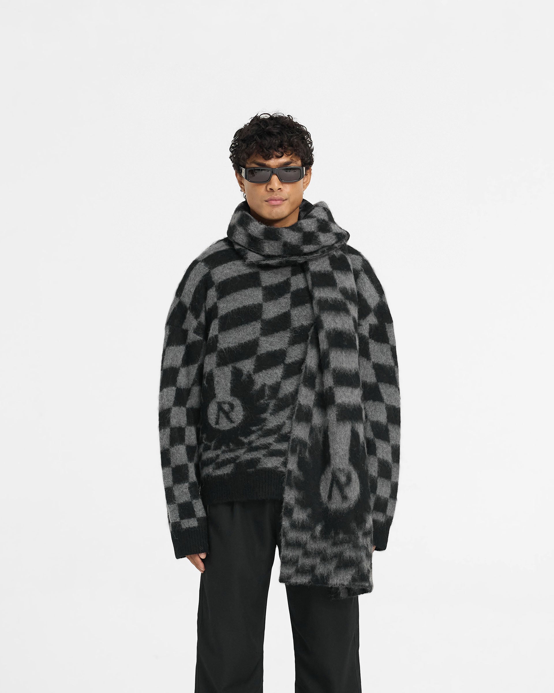 Represent X Belstaff Checkerboard Knit Sweater - Schatten