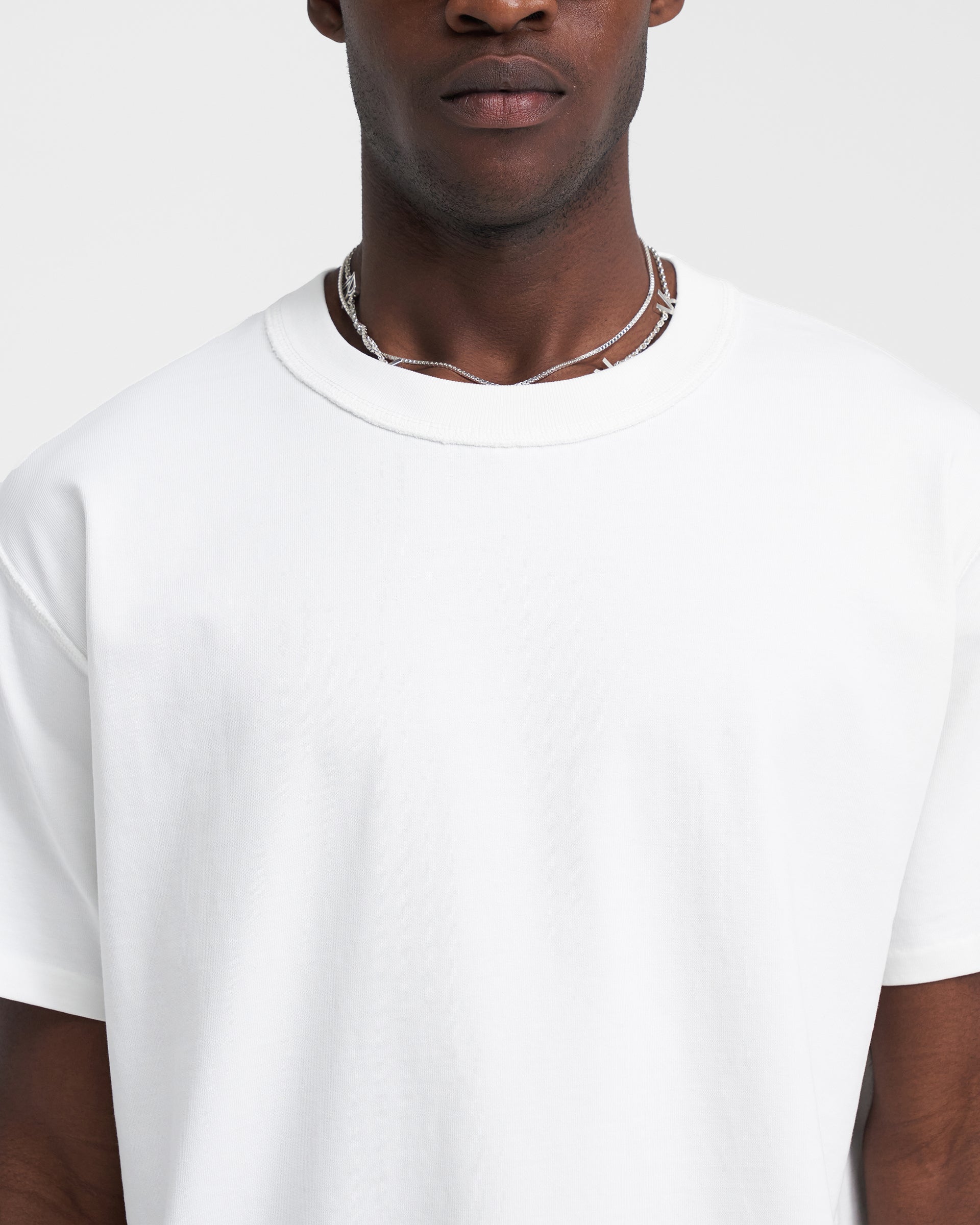 T-Shirt épais avec initiale - Blanc plat