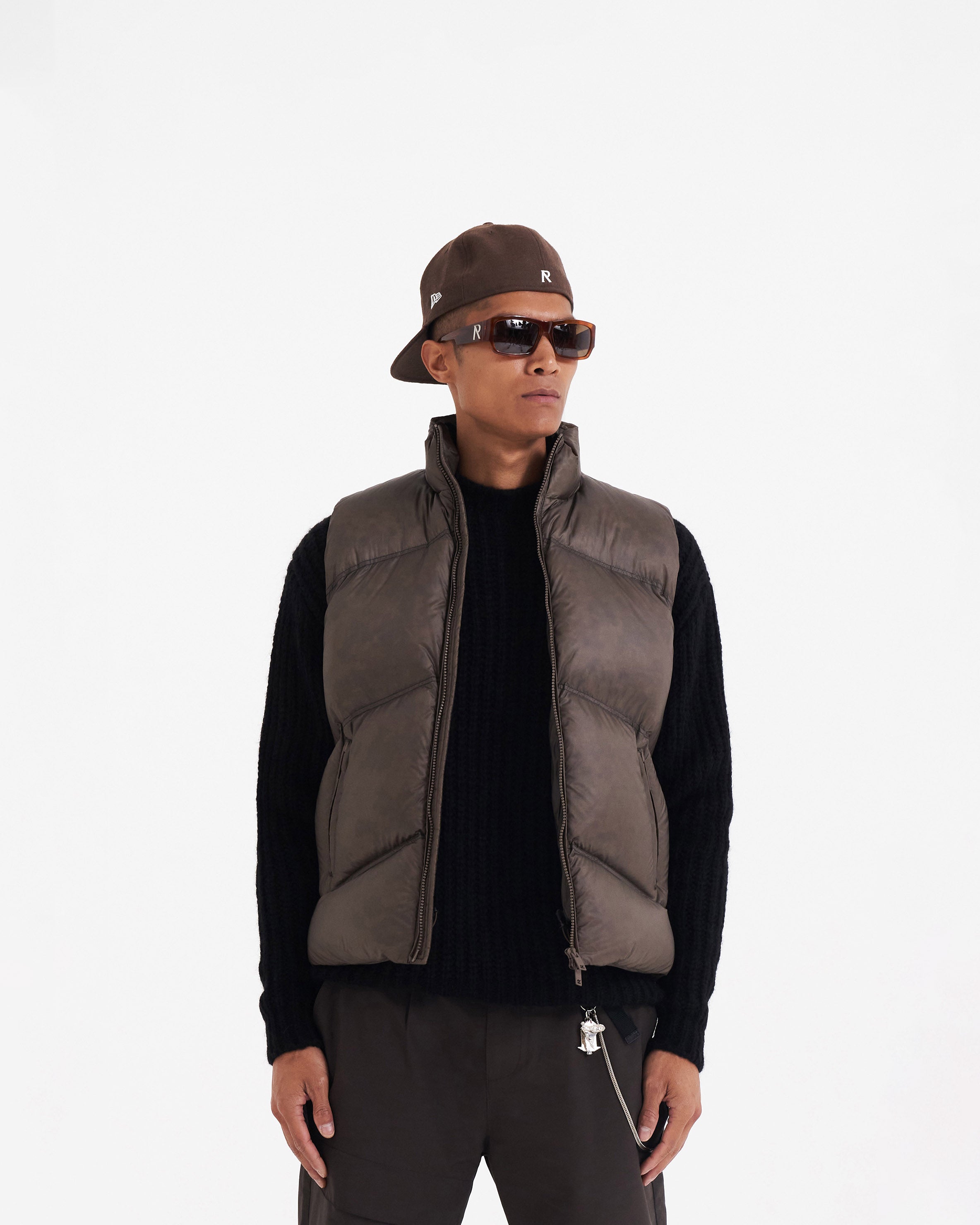 Washed Puffer Gilet | Brown Outerwear FW22 | Represent Clo