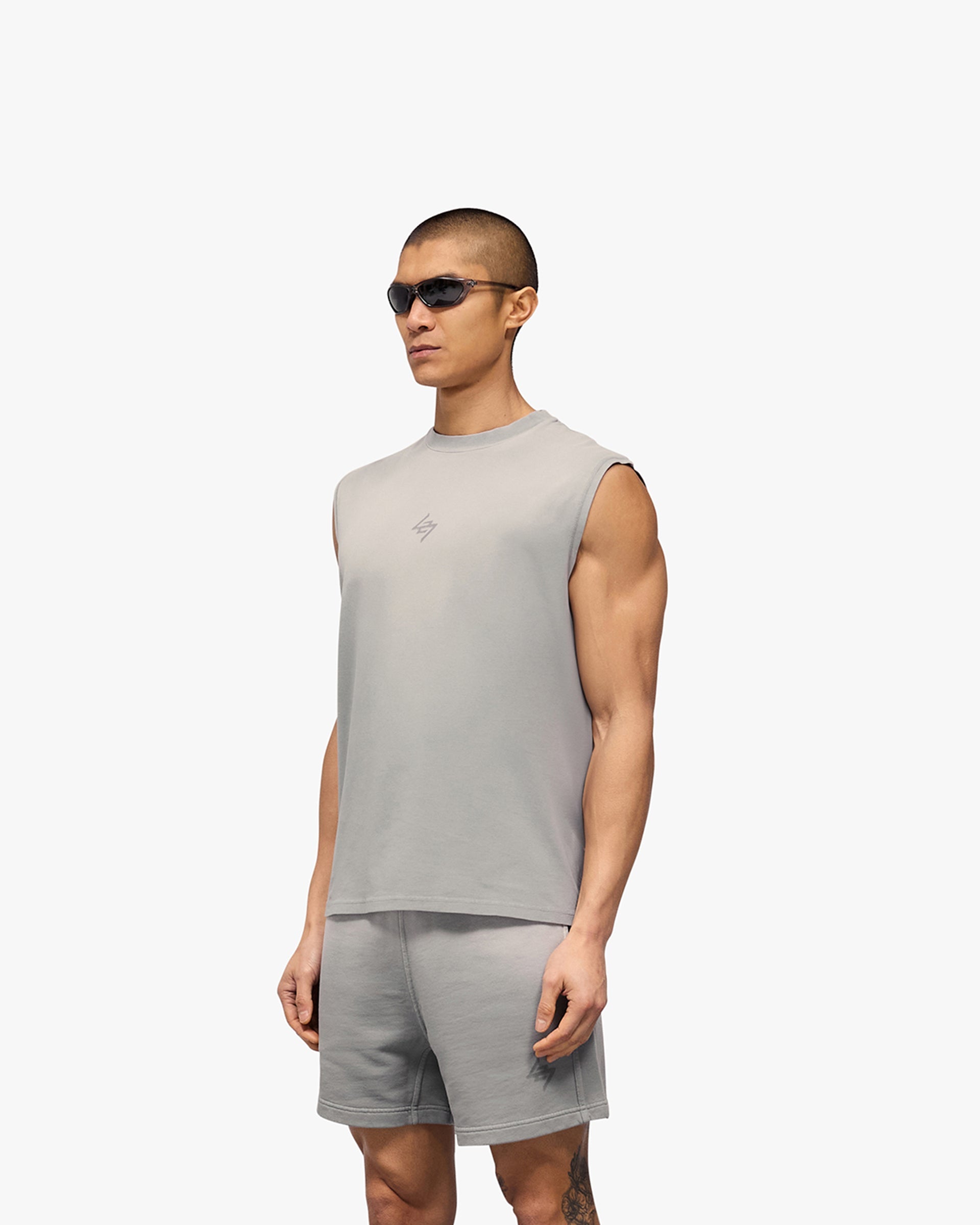 247 Motion Oversized Tank - Titanium