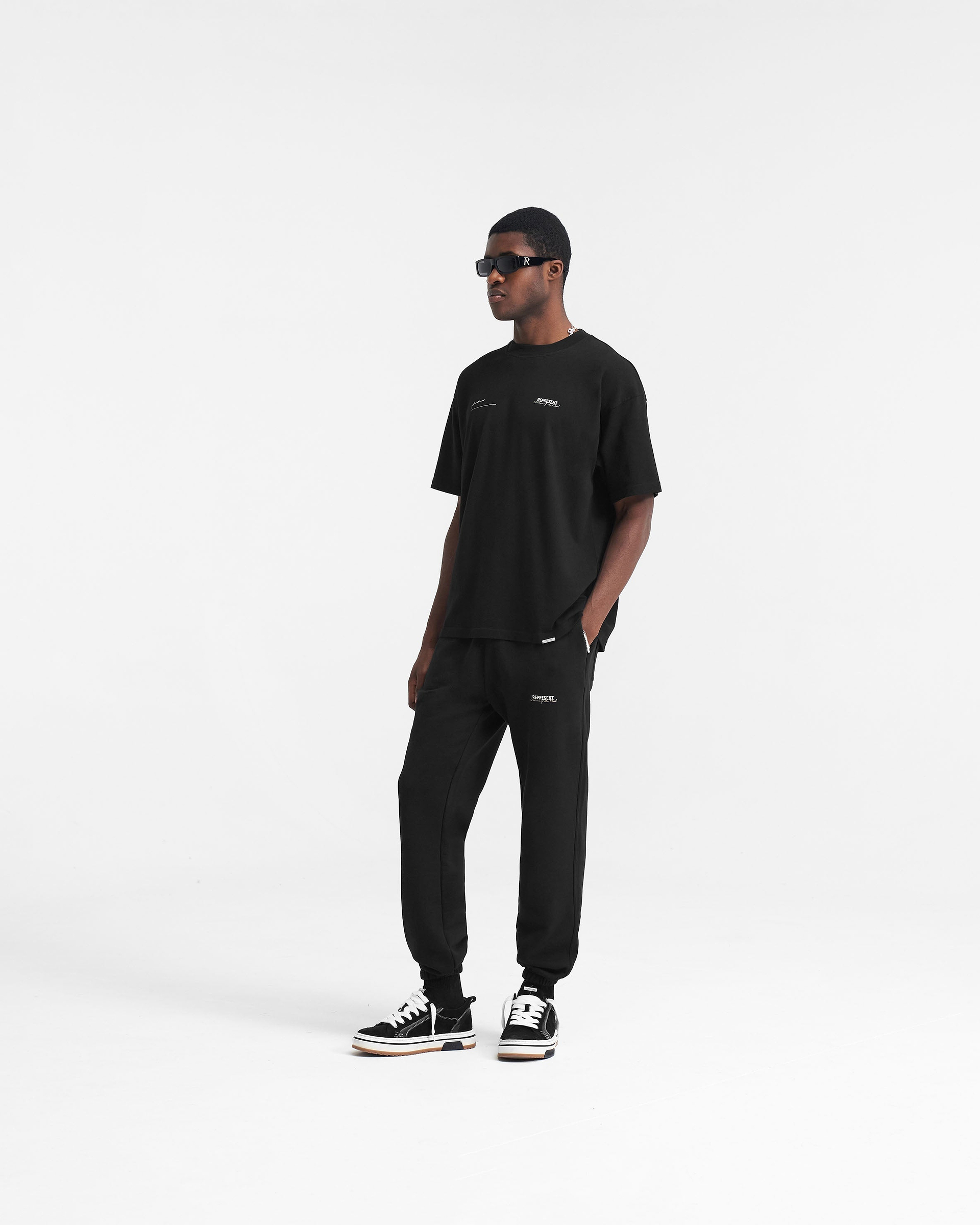 T-Shirt „Patron des Clubs“ - Schwarz
