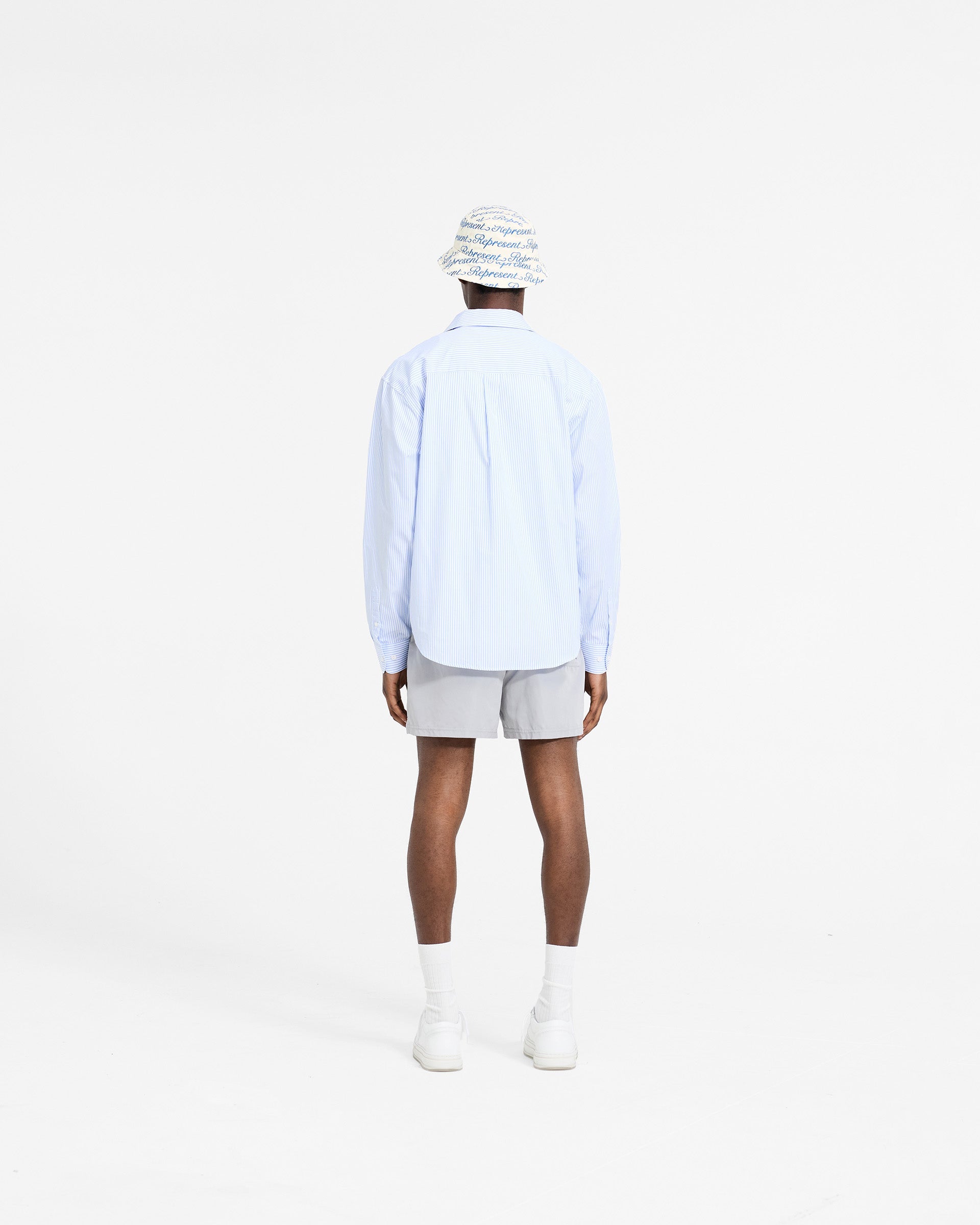 Chemise à rayures fines à manches longues - Bleu bébé