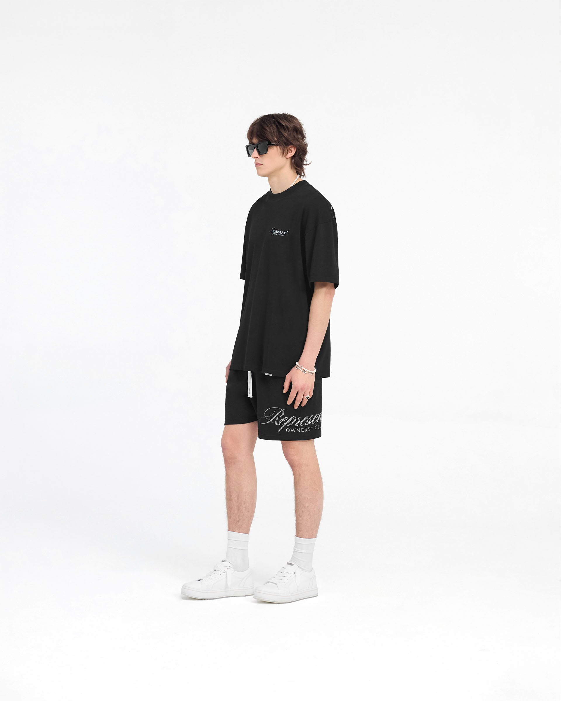 T-Shirt „Represent Owners Club“ mit Schriftzug – Schwarz
