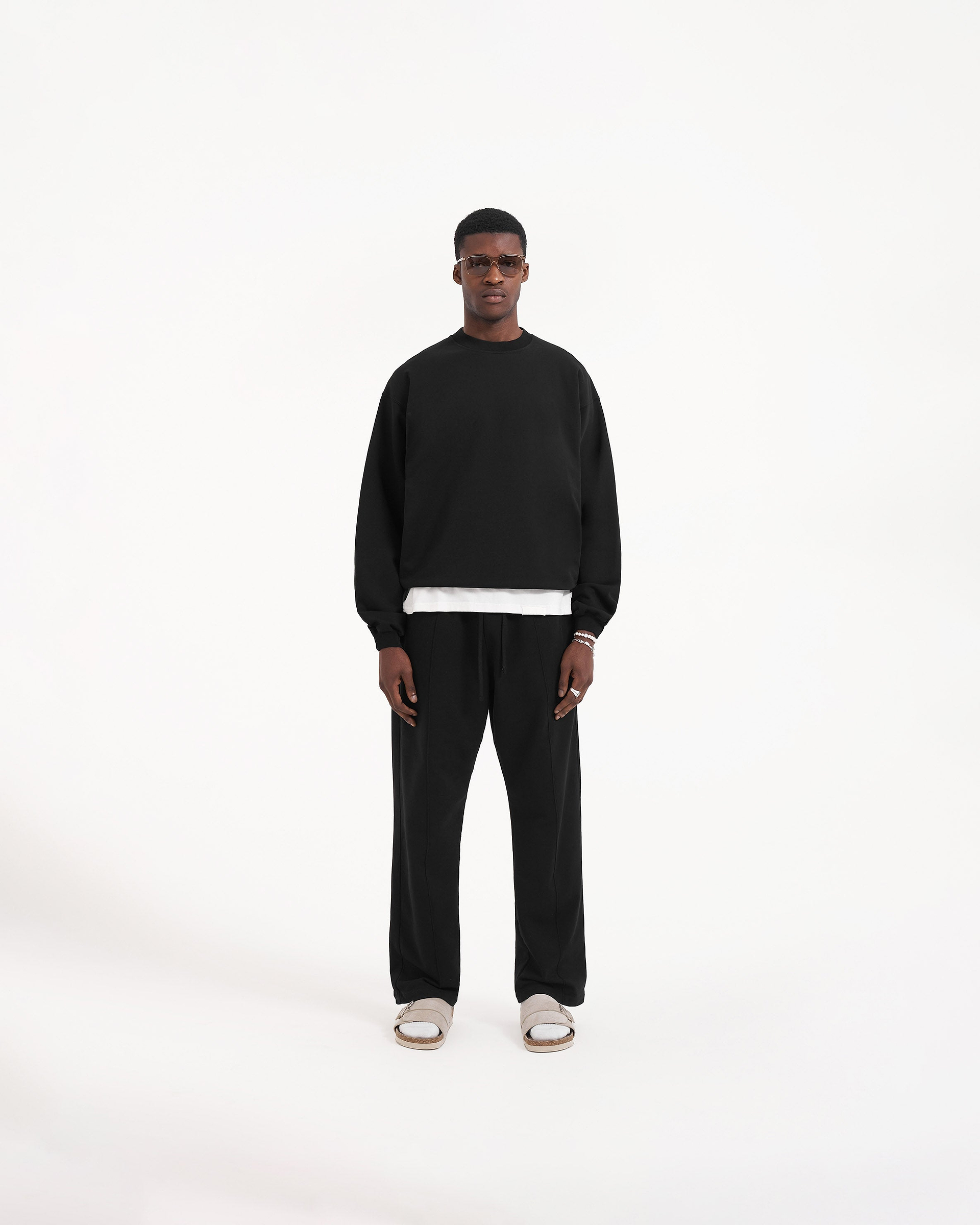 Pullover mit Initialen - Tiefschwarz