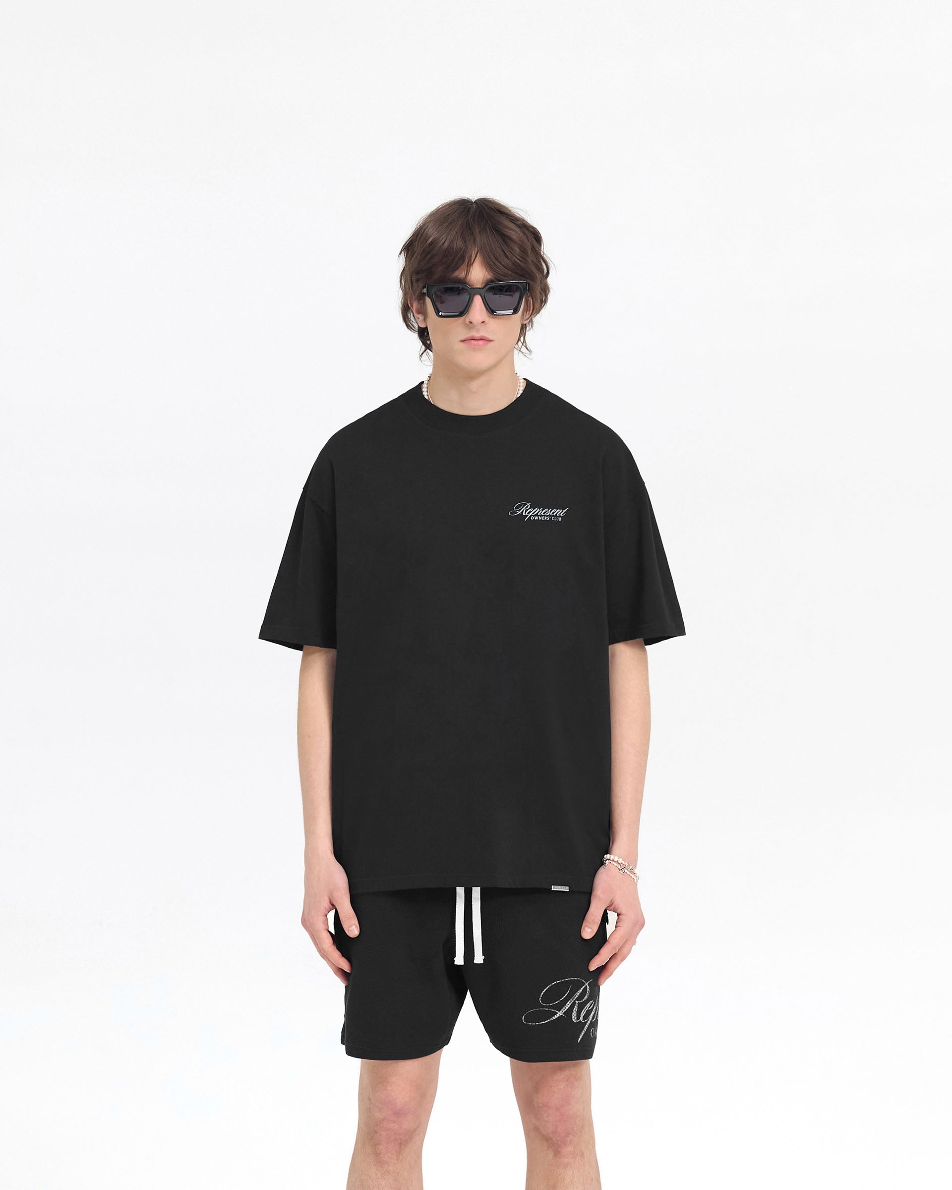 T-Shirt „Represent Owners Club“ mit Schriftzug – Schwarz