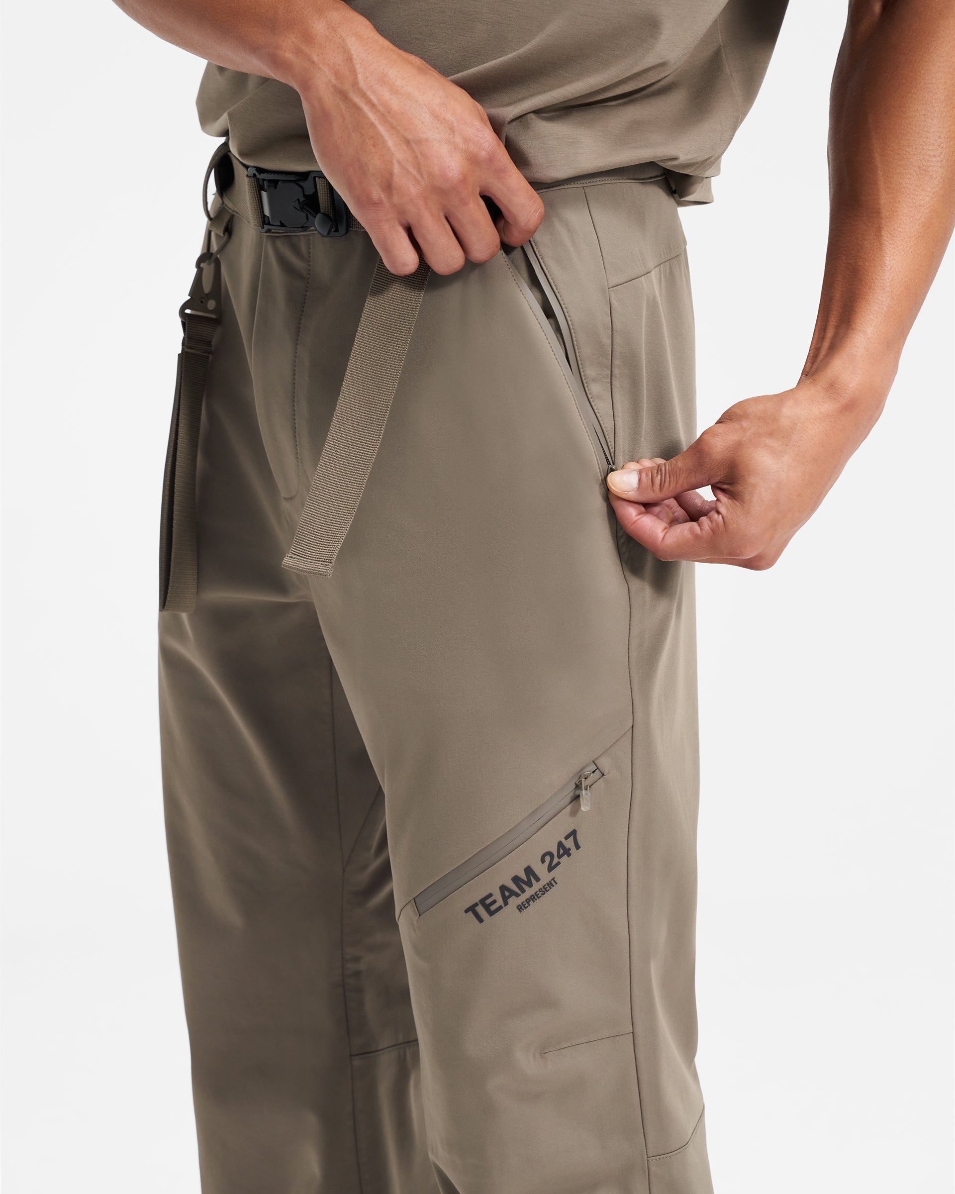 247 Mission Pant - Armee