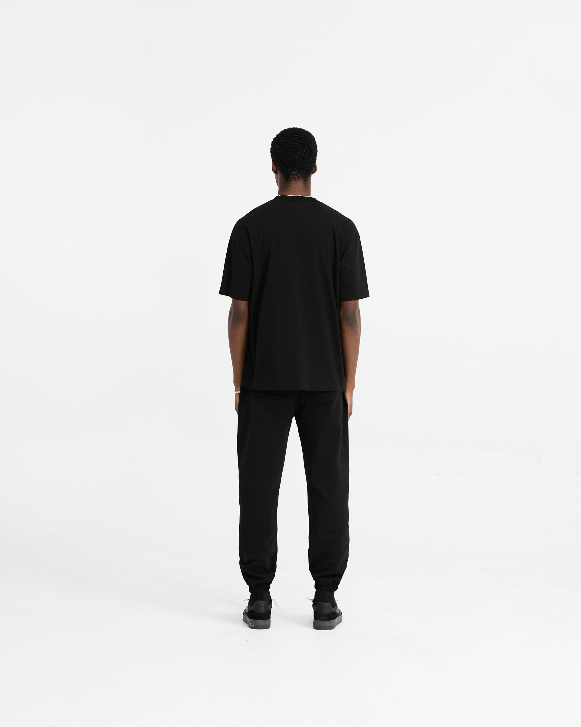 Oversized-T-Shirt mit Initialen - Schwarz