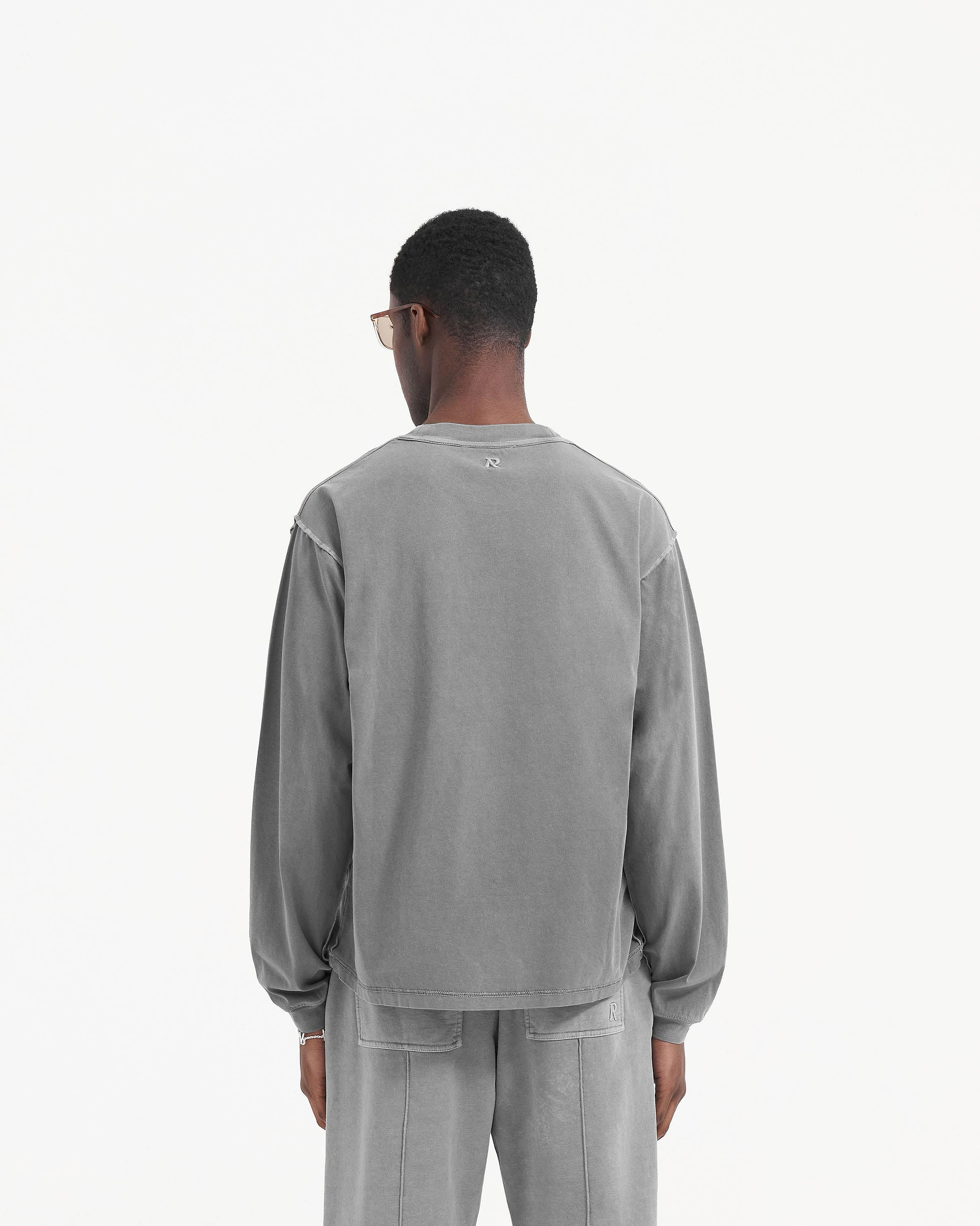 Langarm-T-Shirt mit Initialen-Motiv – Ultimatives Grau