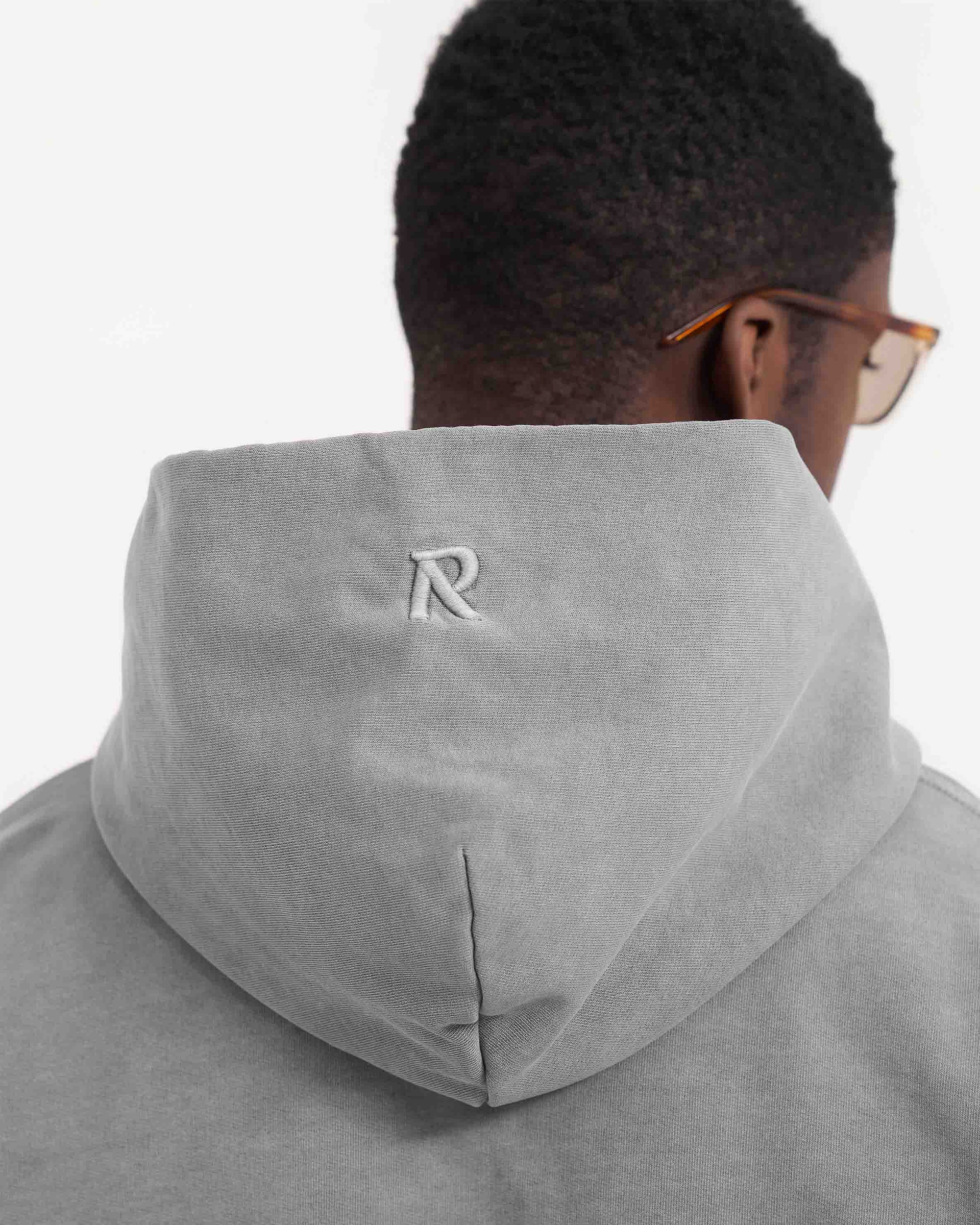 Kapuzenpullover mit Reißverschluss und Initialen - Ultimatives Grau
