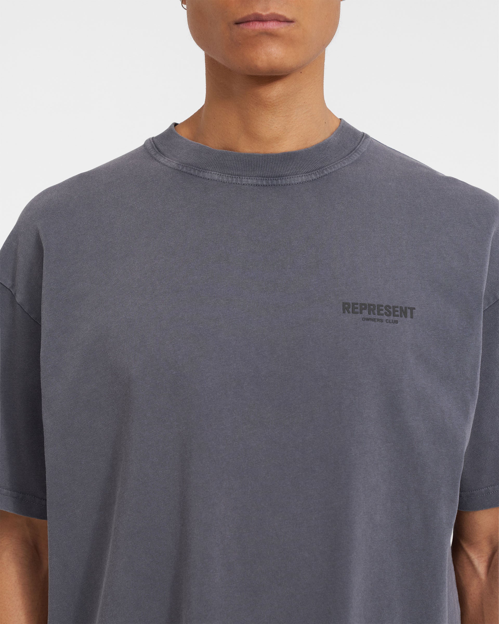 T-shirt représentant le club des propriétaires - Storm