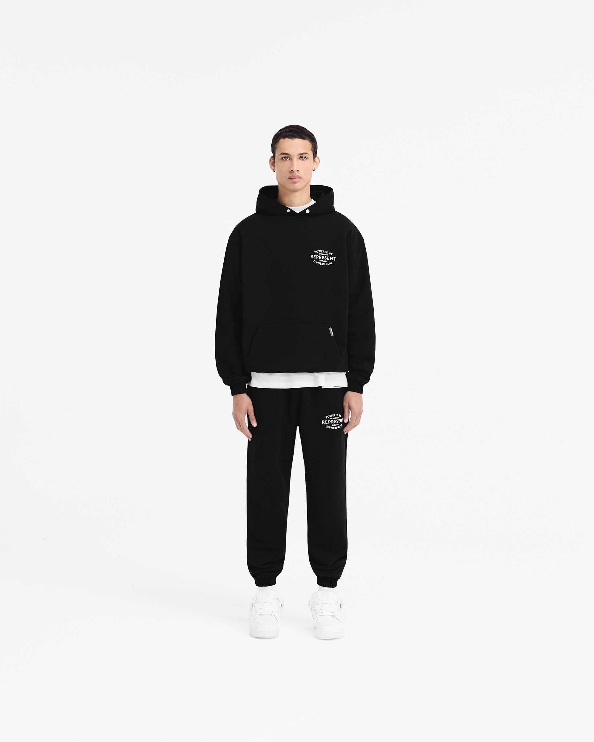 Sweat à capuche avec timbre du club des propriétaires - Noir de jais
