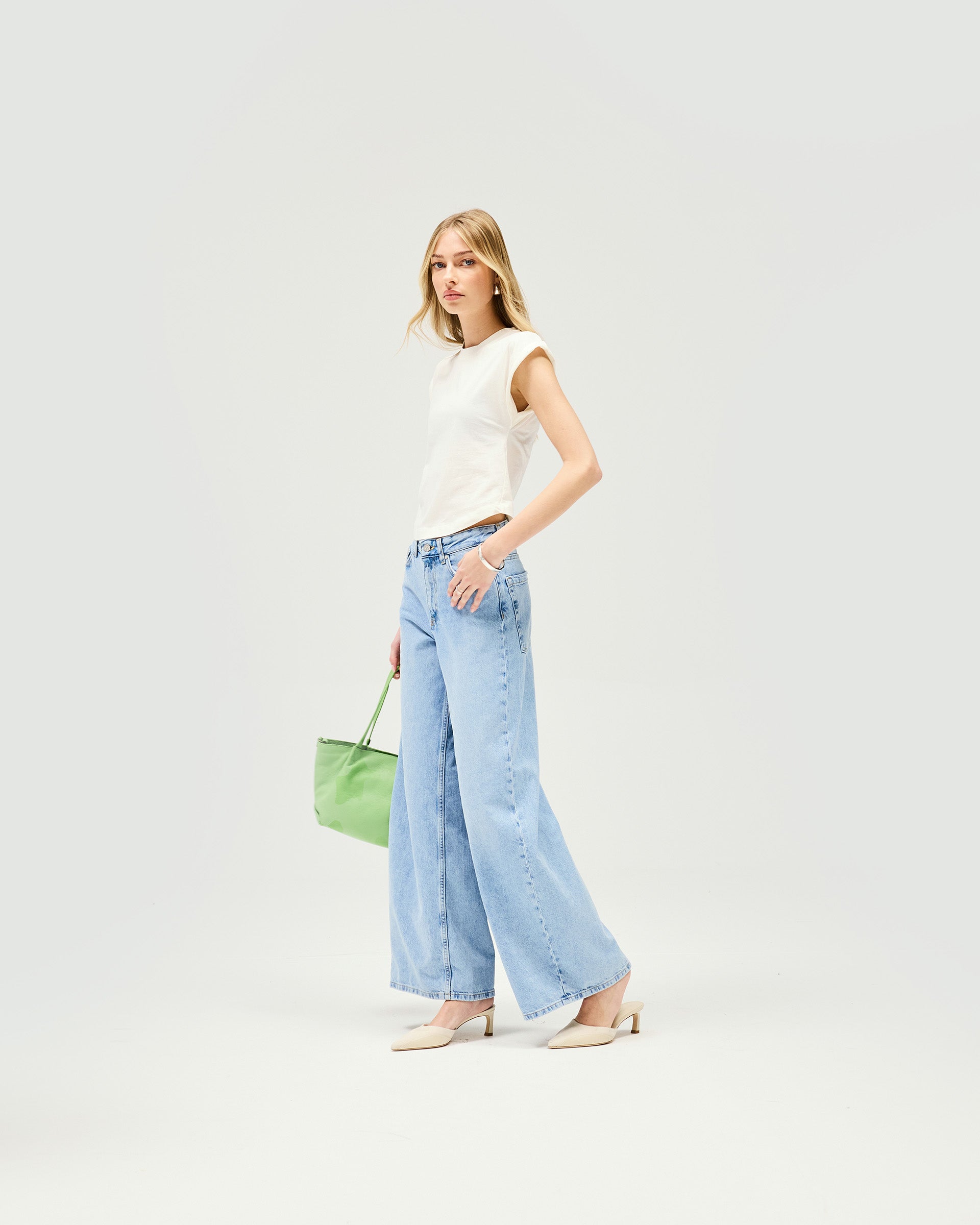 Mid Rise Wide Leg Jean - Washed Blue