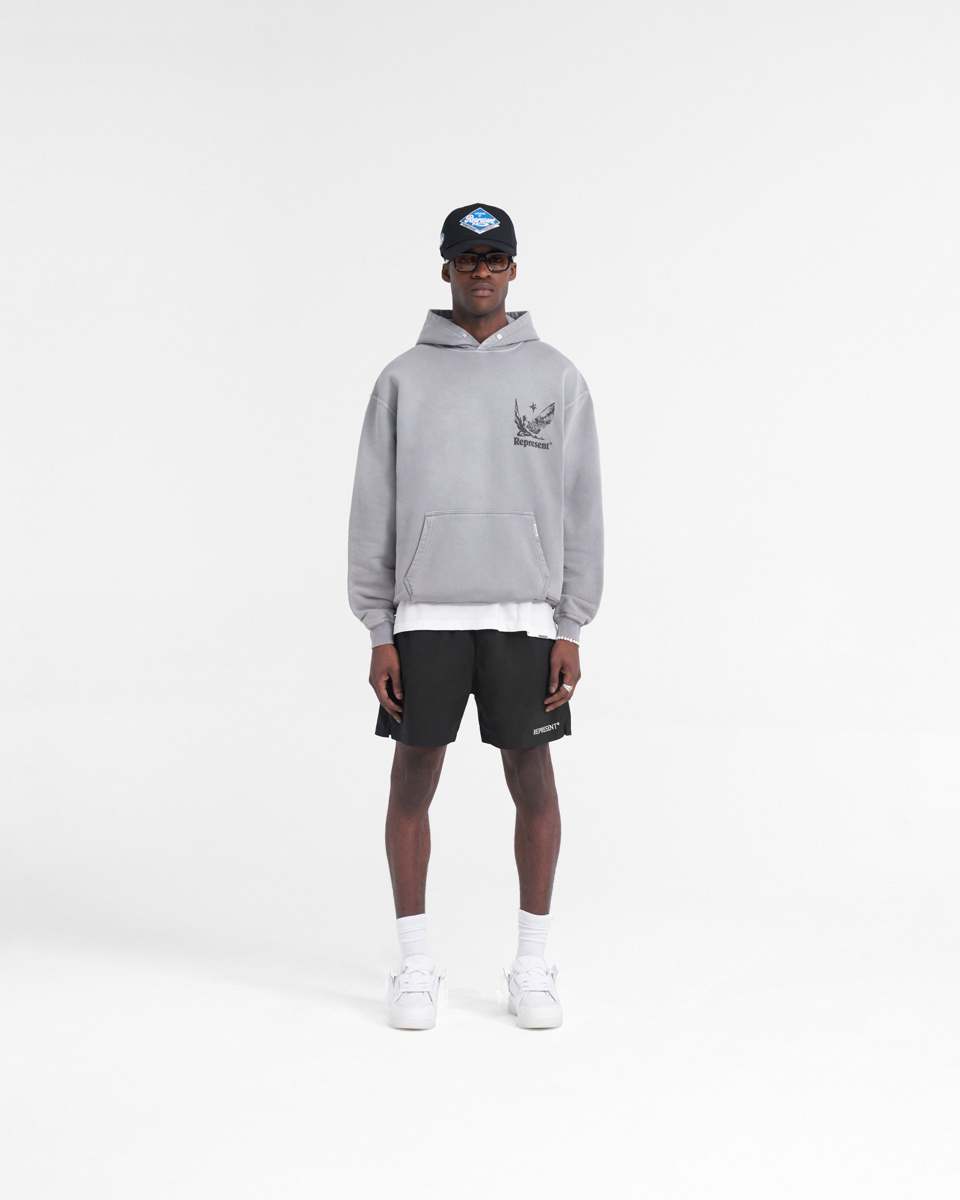 Represent Shorts - Schwarz