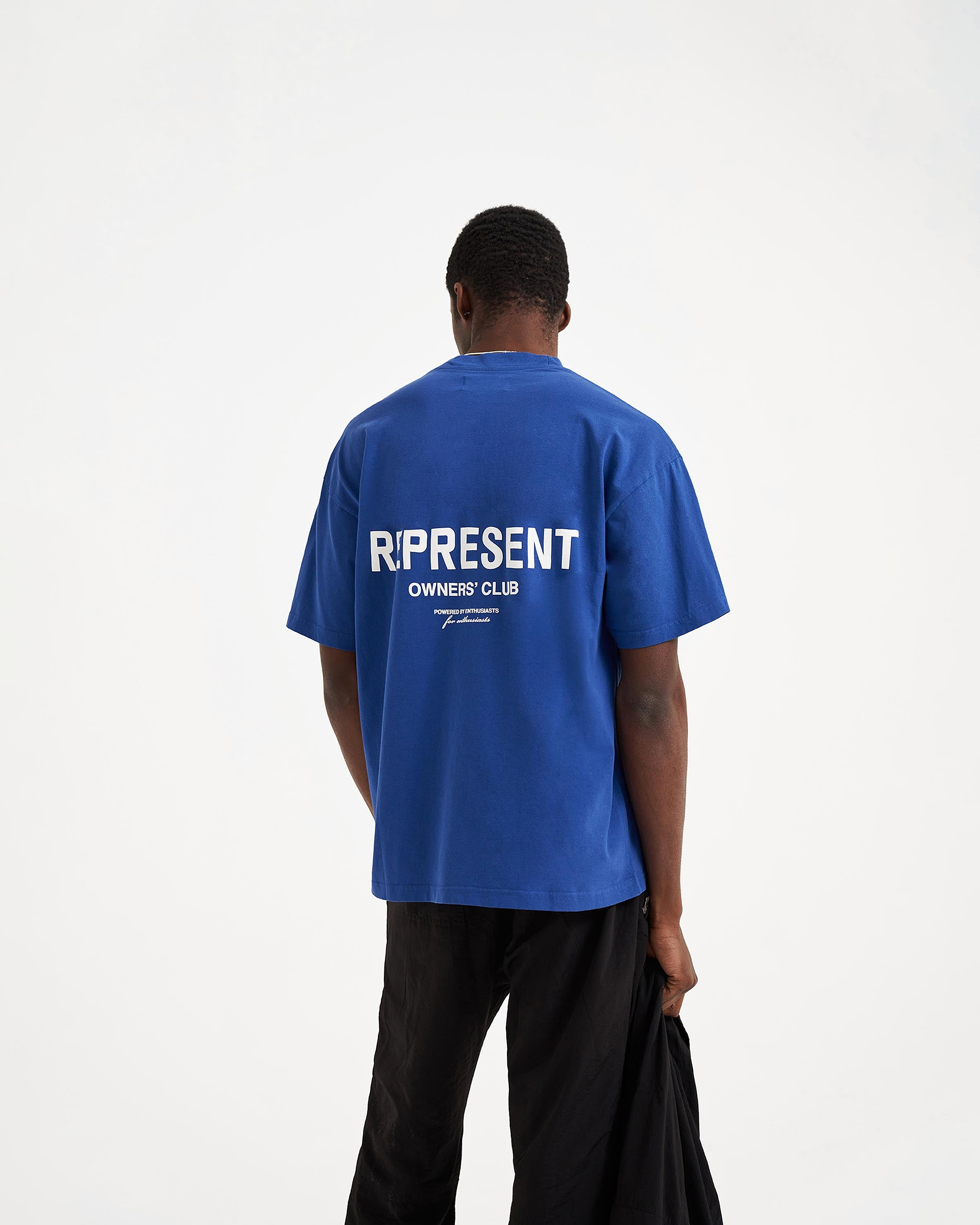 T-shirt représentant le club des propriétaires - Cobalt