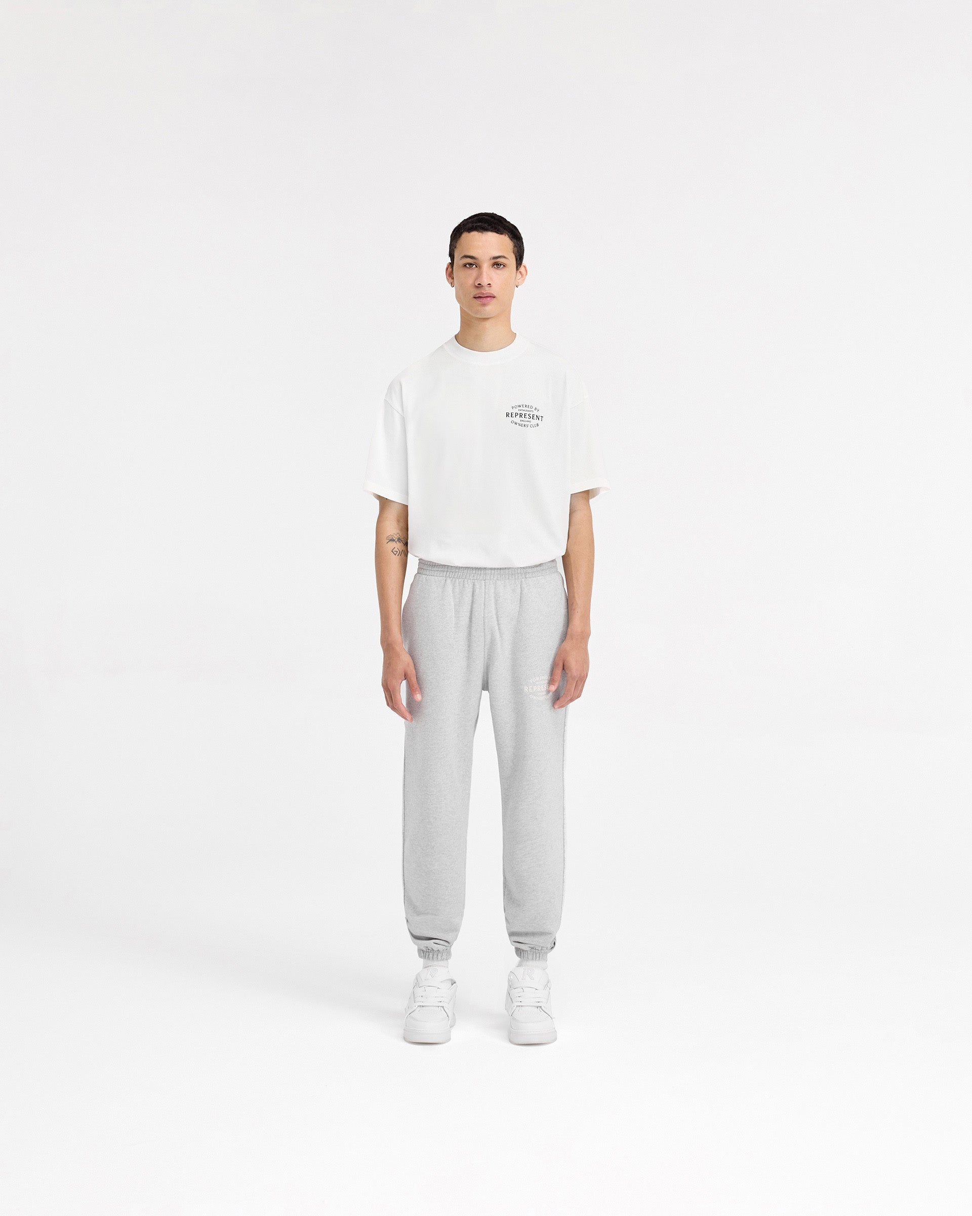 Pantalon de survêtement Represent Owners Club Stamp - Gris cendré
