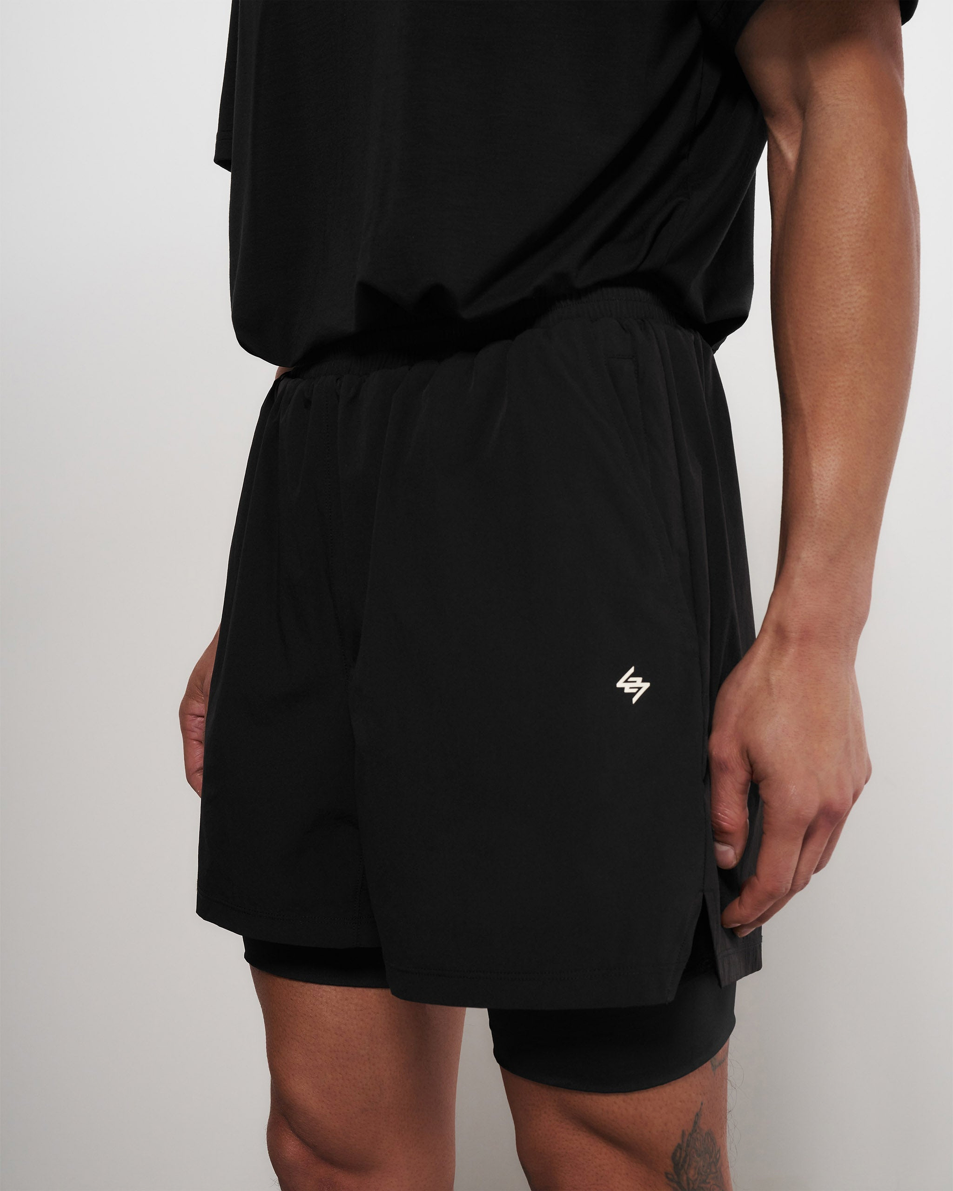 Team 247 2-In-1 Shorts - Schwarz