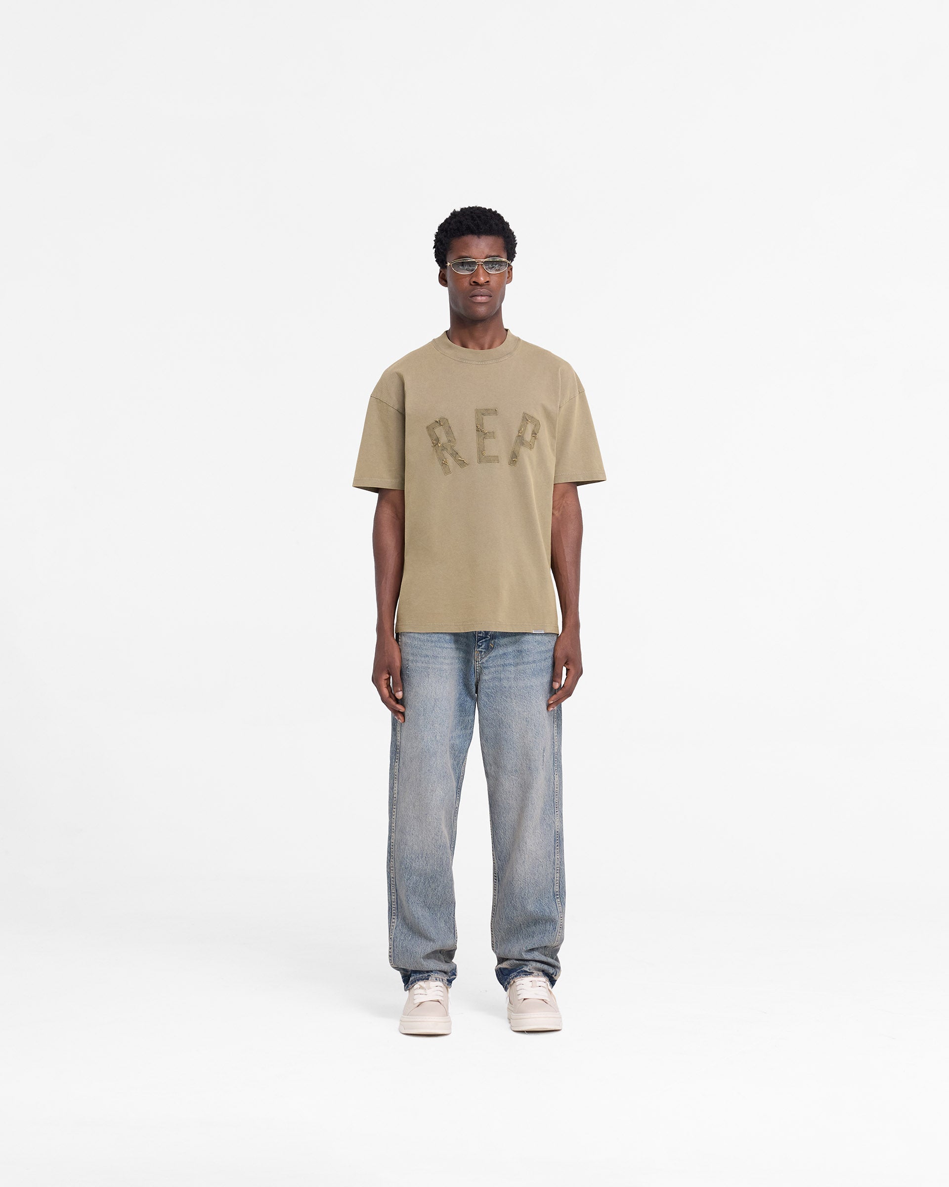 T-shirt à appliqué Rep - Fauve