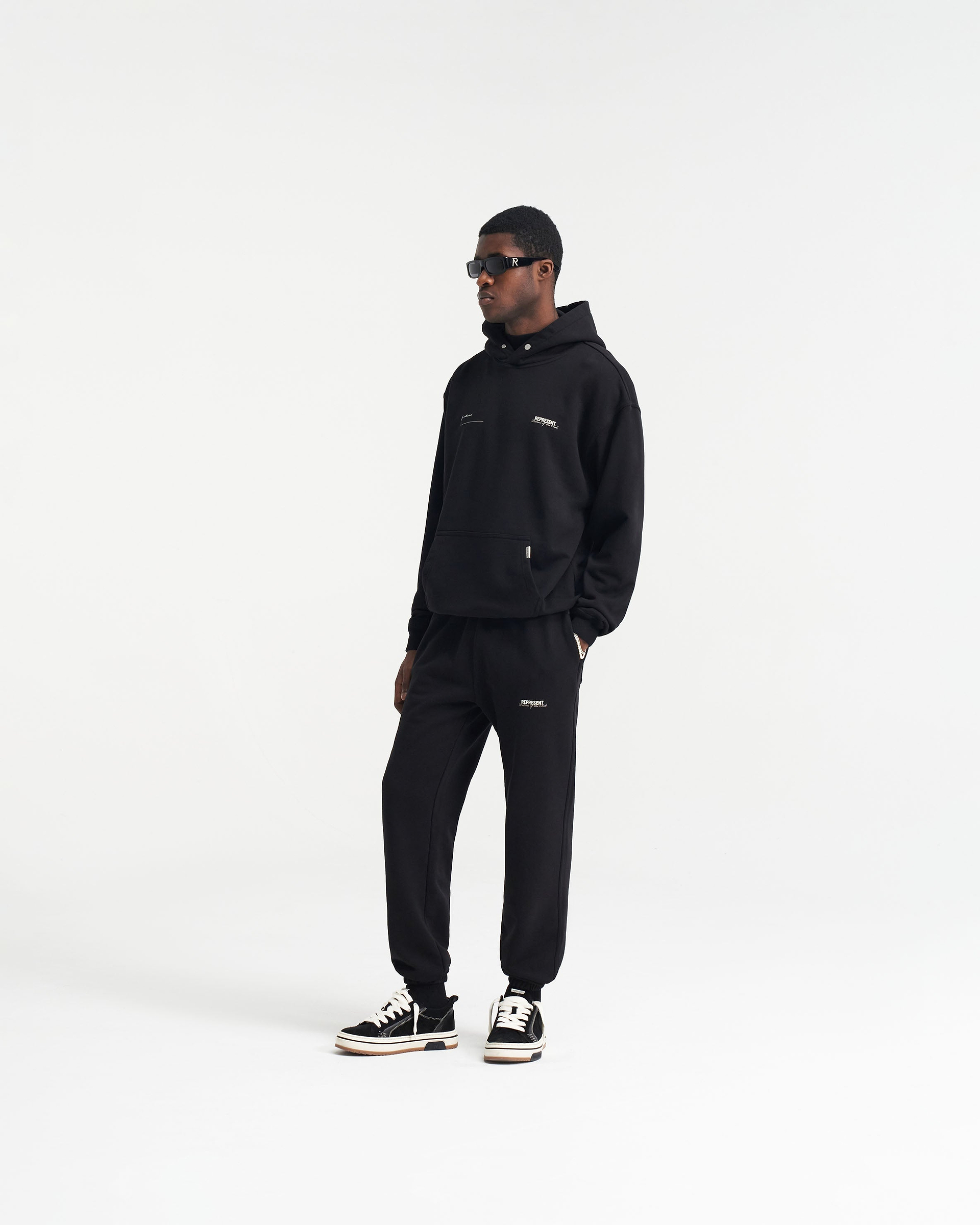 Kapuzenpullover „Patron of the Club“ - Schwarz