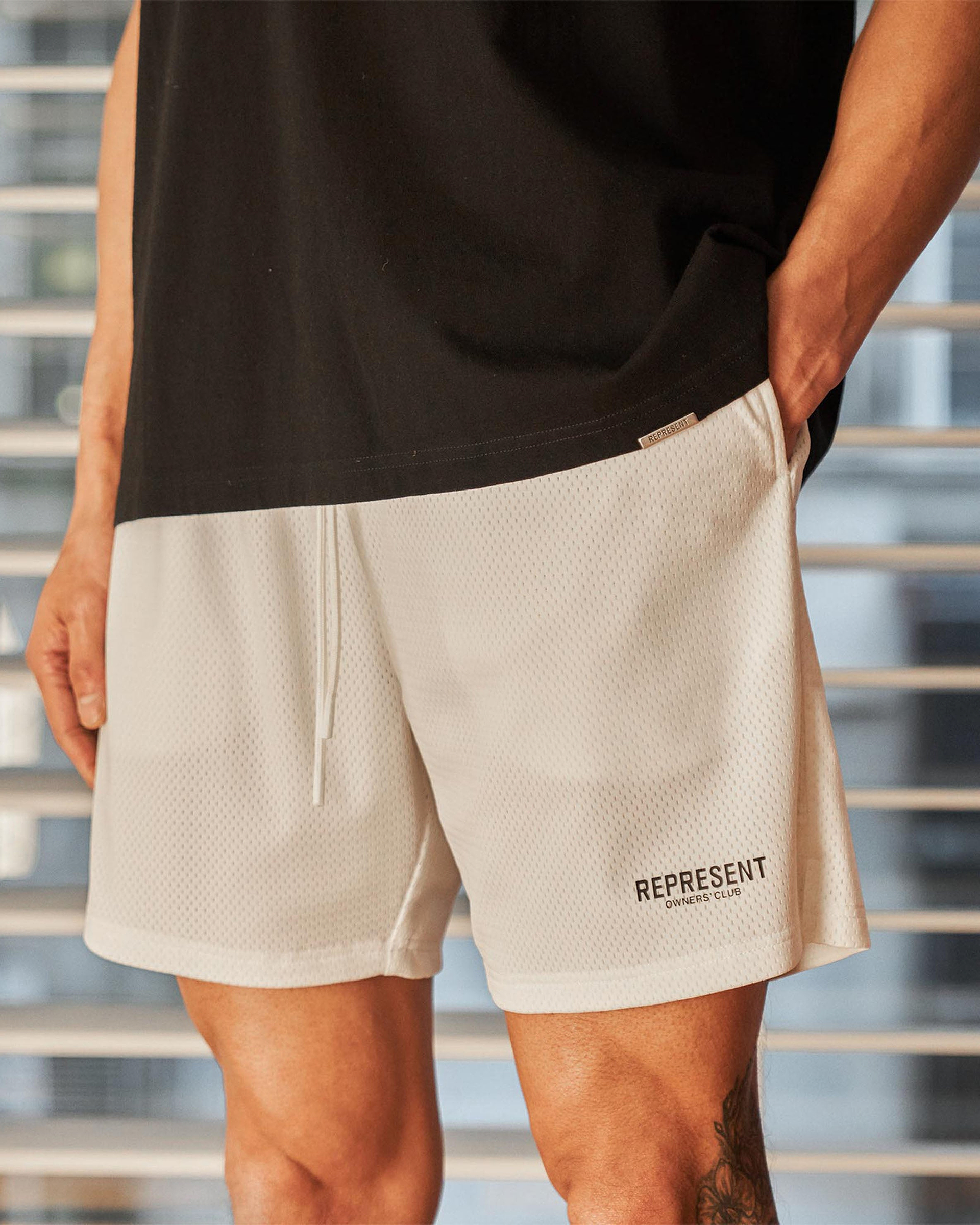 Represent Owners Club Mesh-Shorts - Flaches Weiß