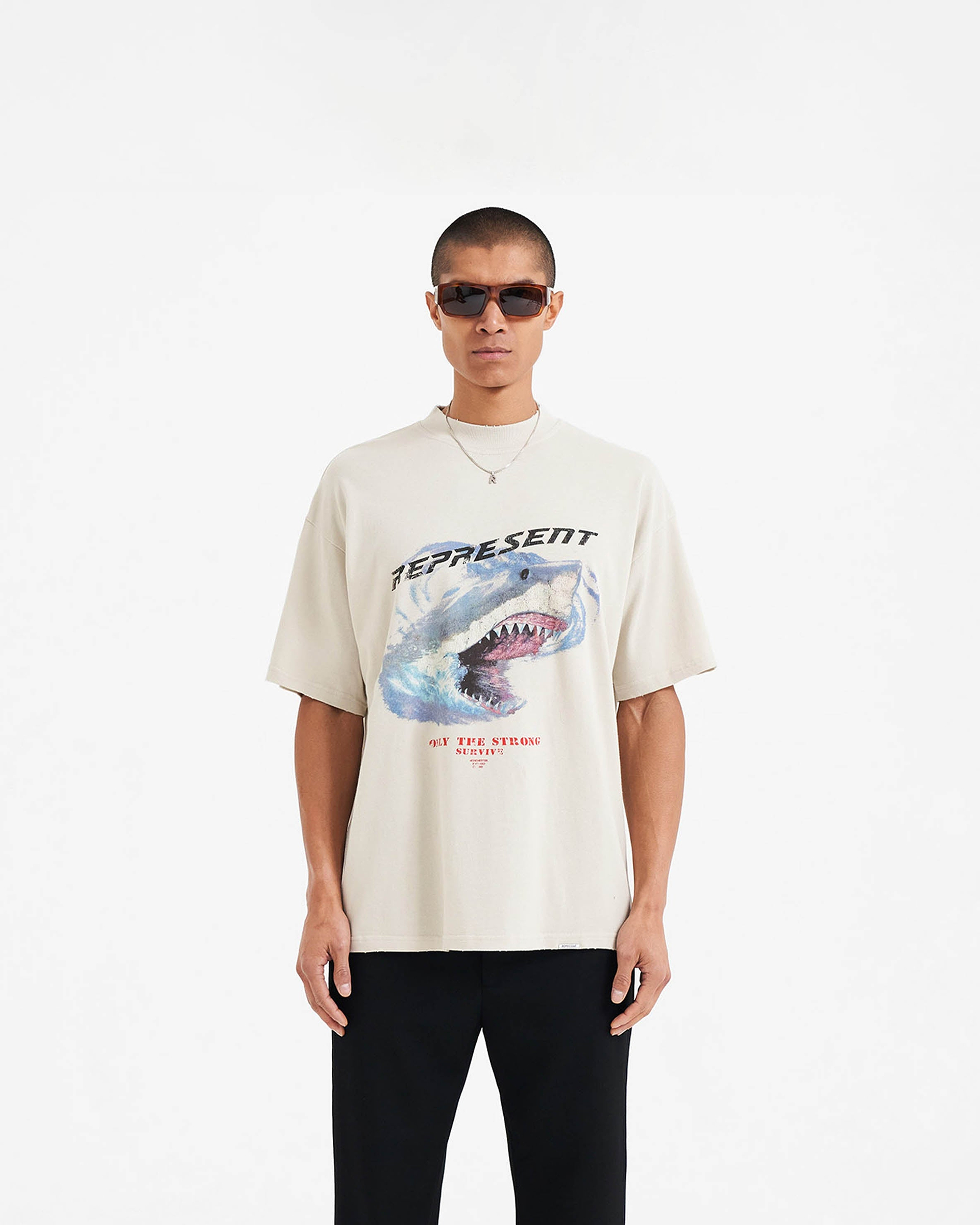 Only The Strong Survive T-shirt - Vintage White