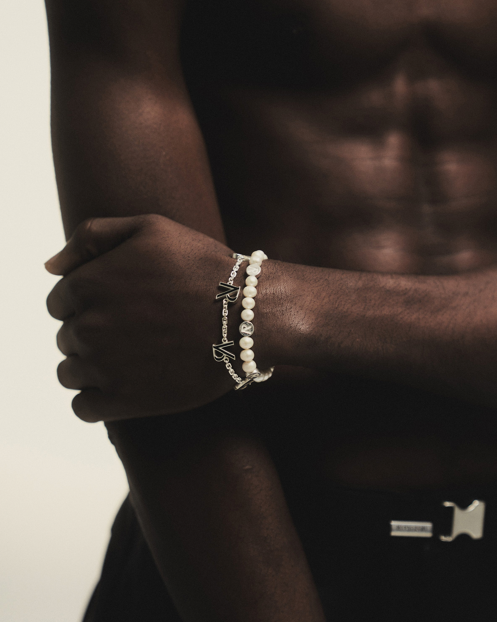 Represent Perlenarmband - Silber