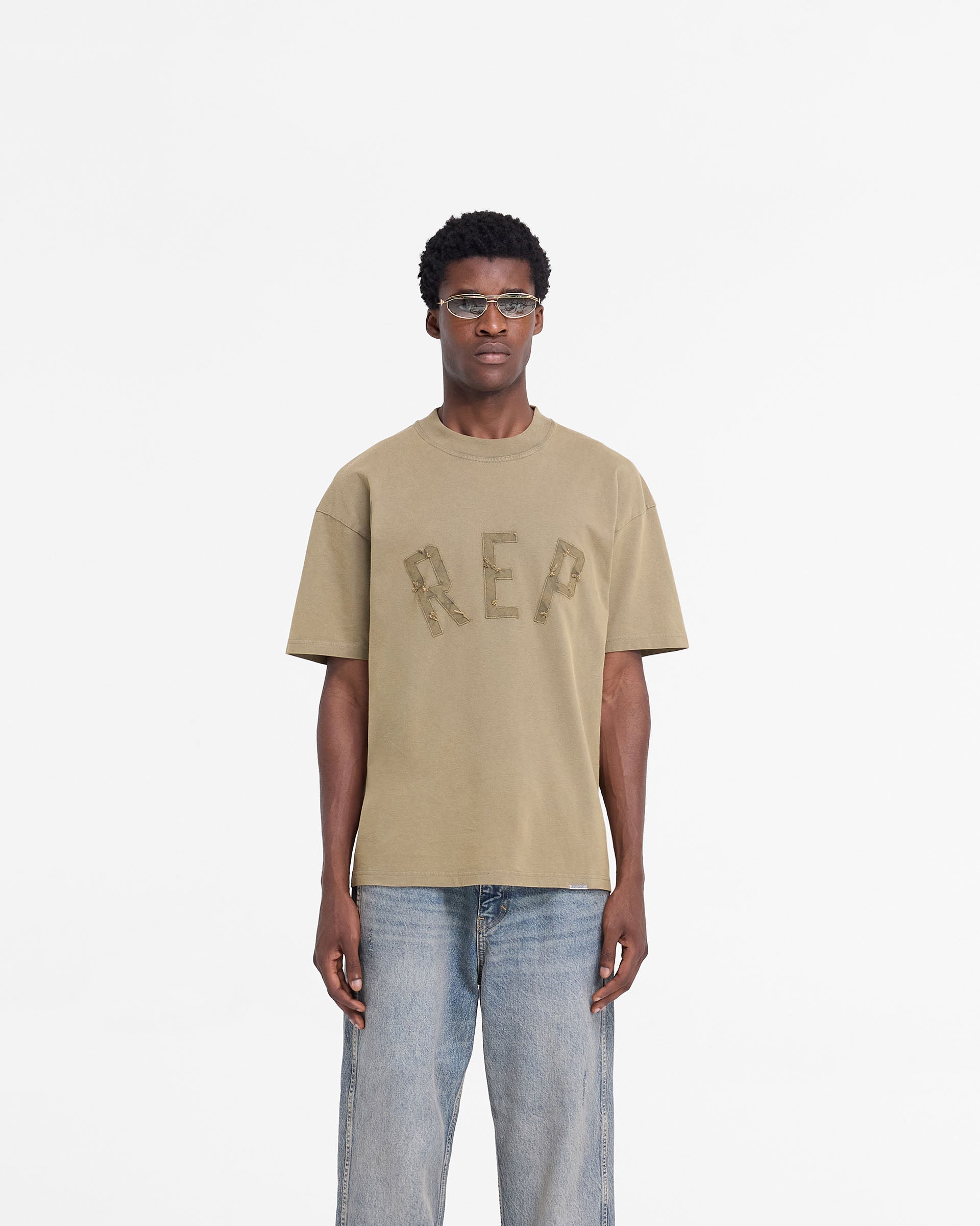 T-shirt à appliqué Rep - Fauve