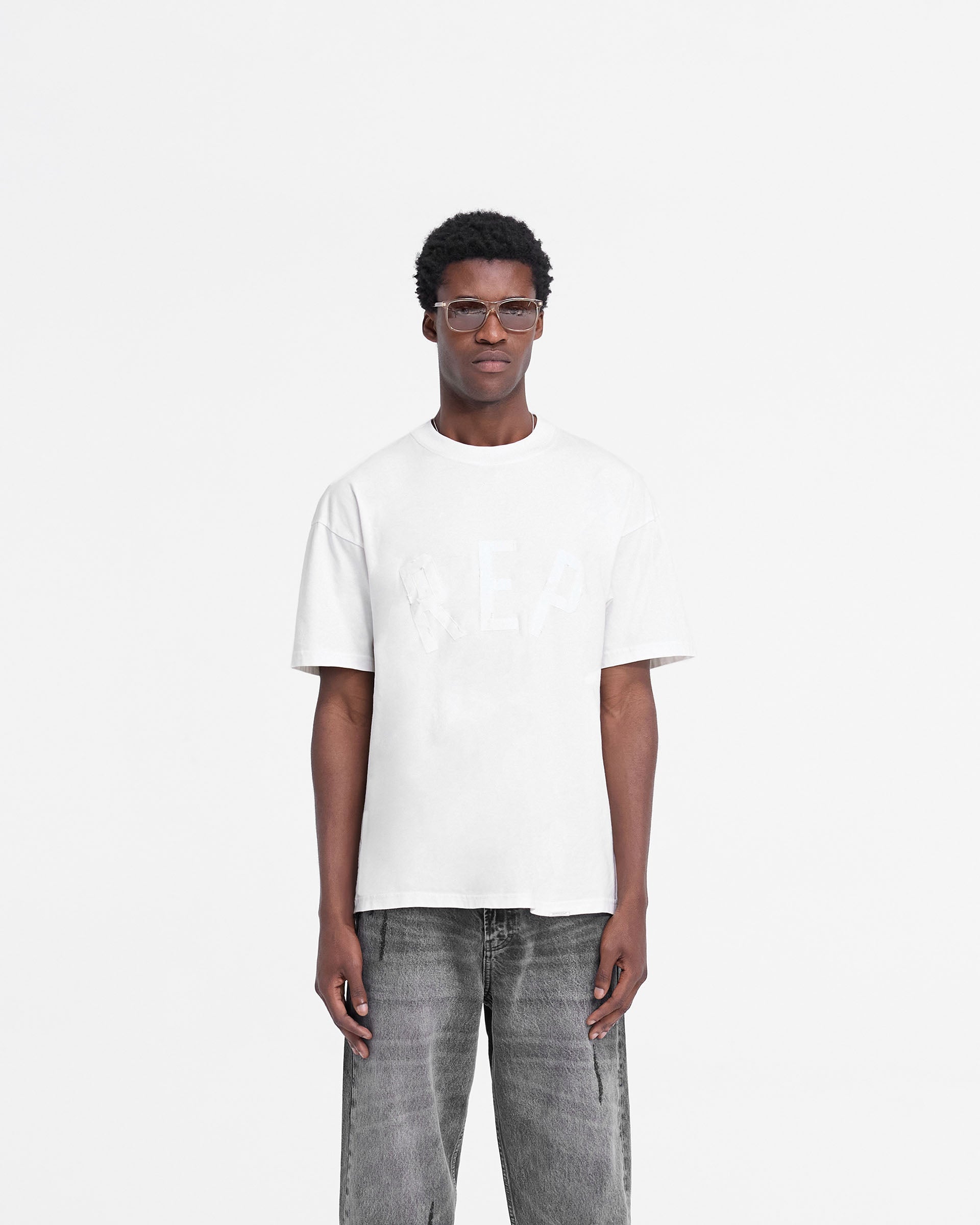 T-shirt à appliqué Rep - Blanc mat