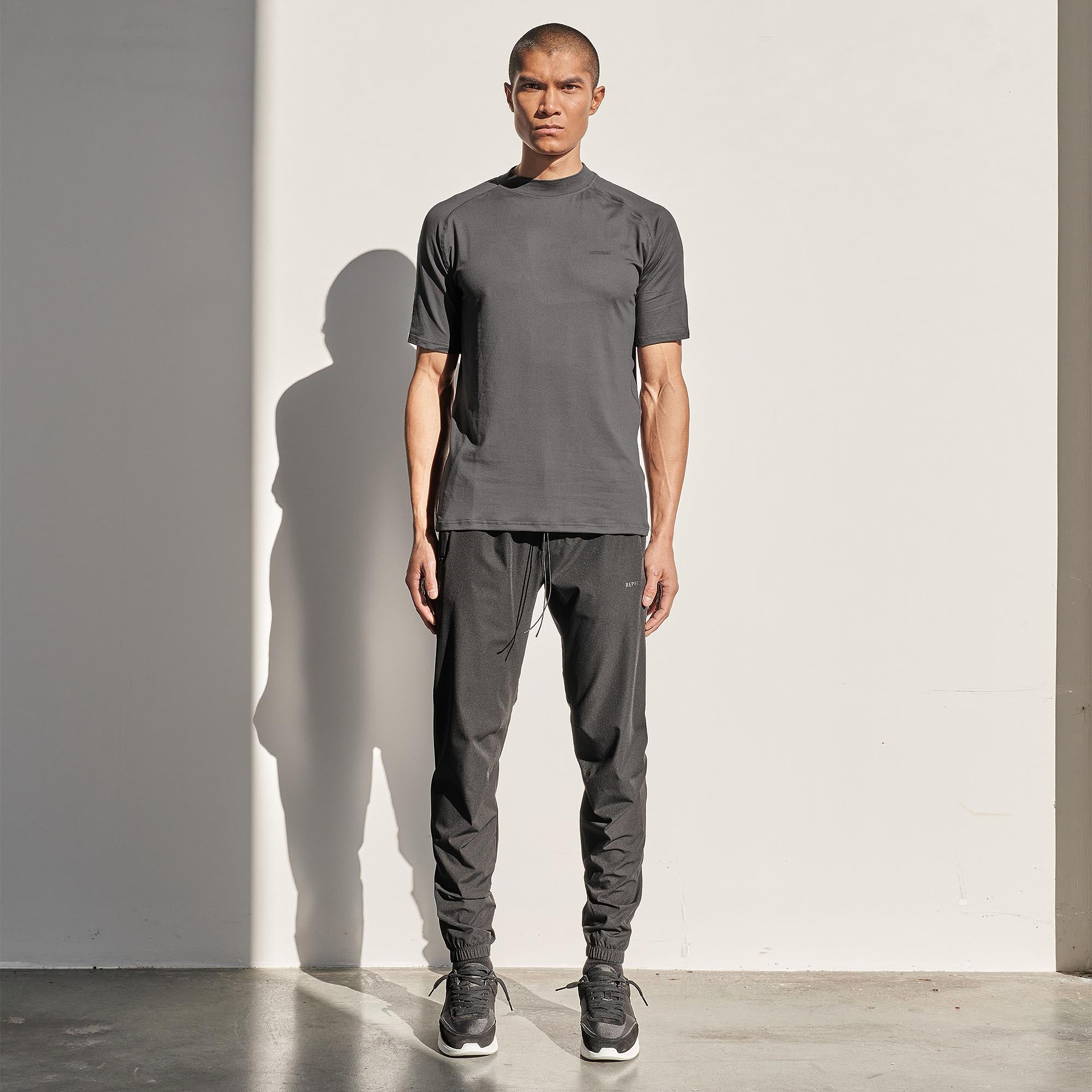 247 T-Shirt - Grau