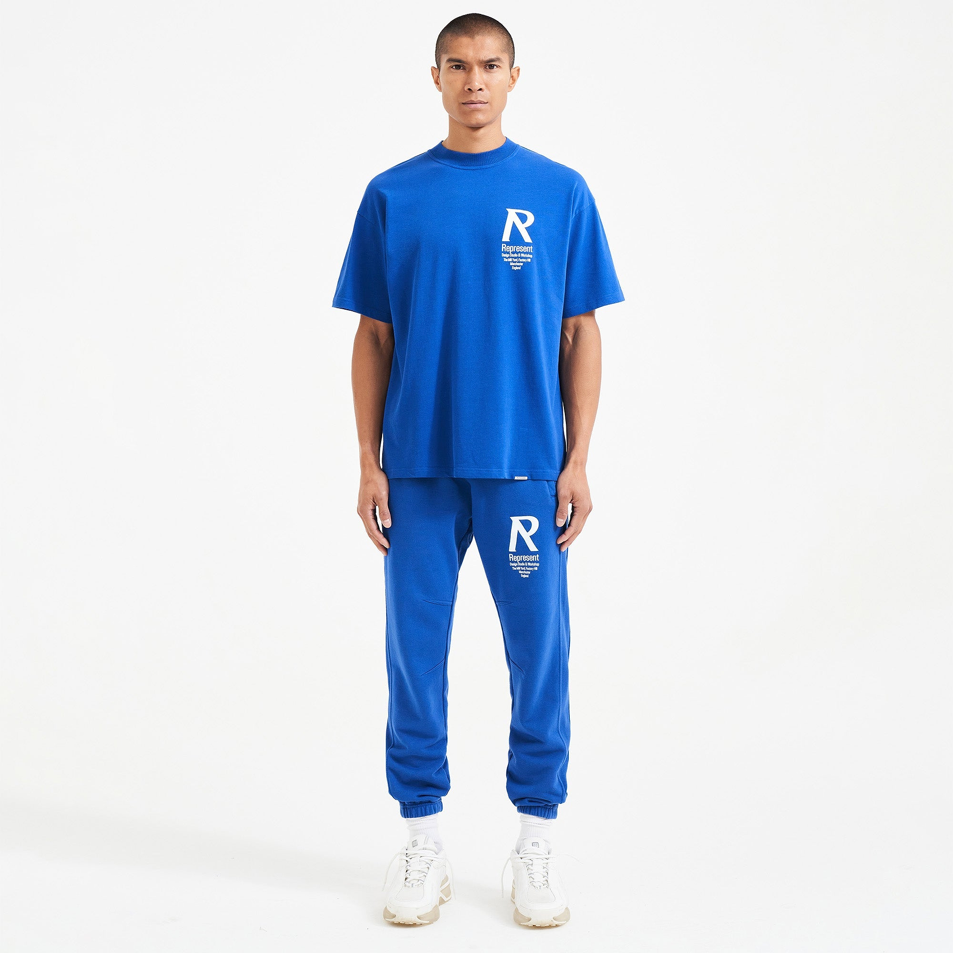 T-Shirt mit Initialen - Kobalt