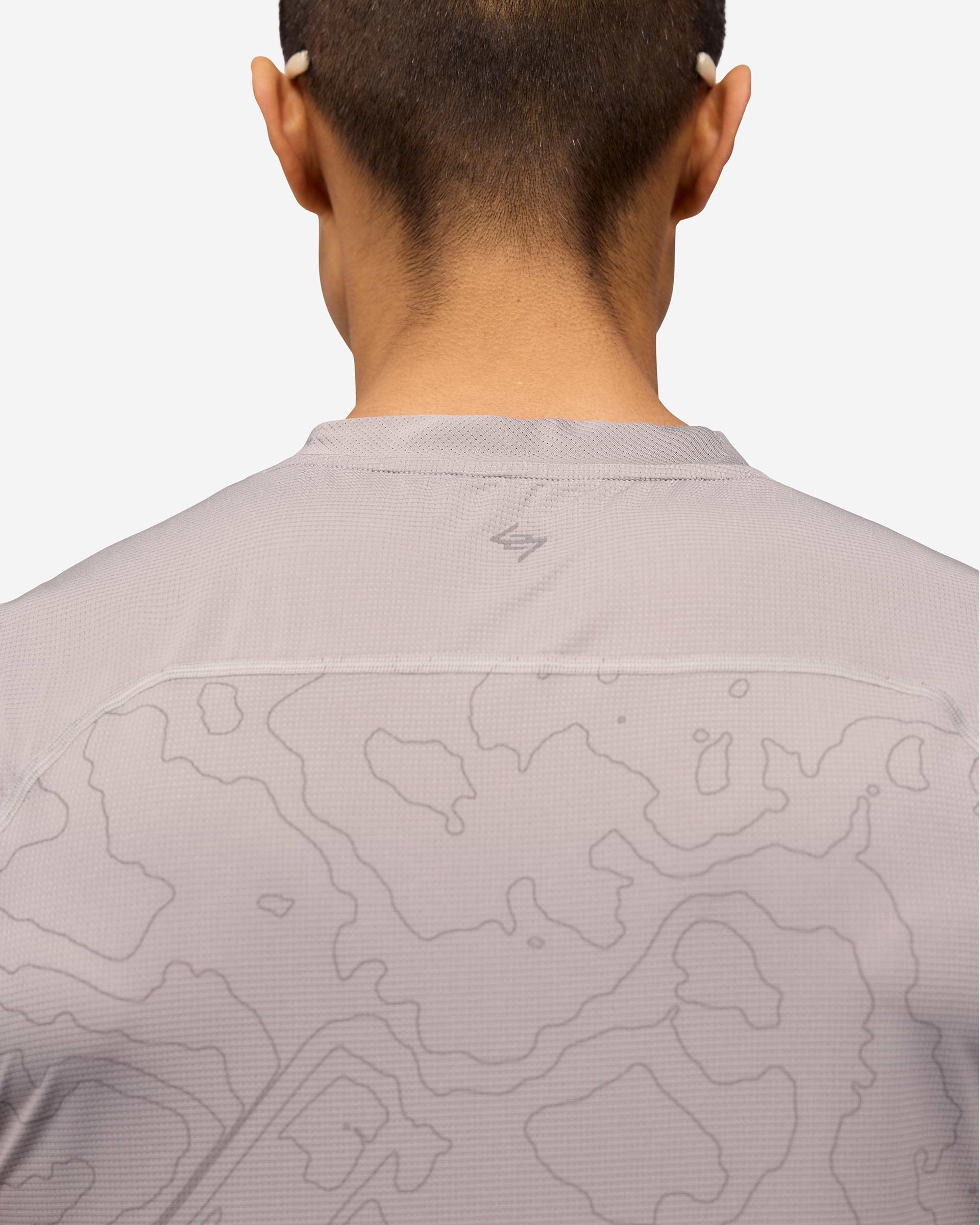 247 Contour Run T-Shirt - Titanium | REPRESENT