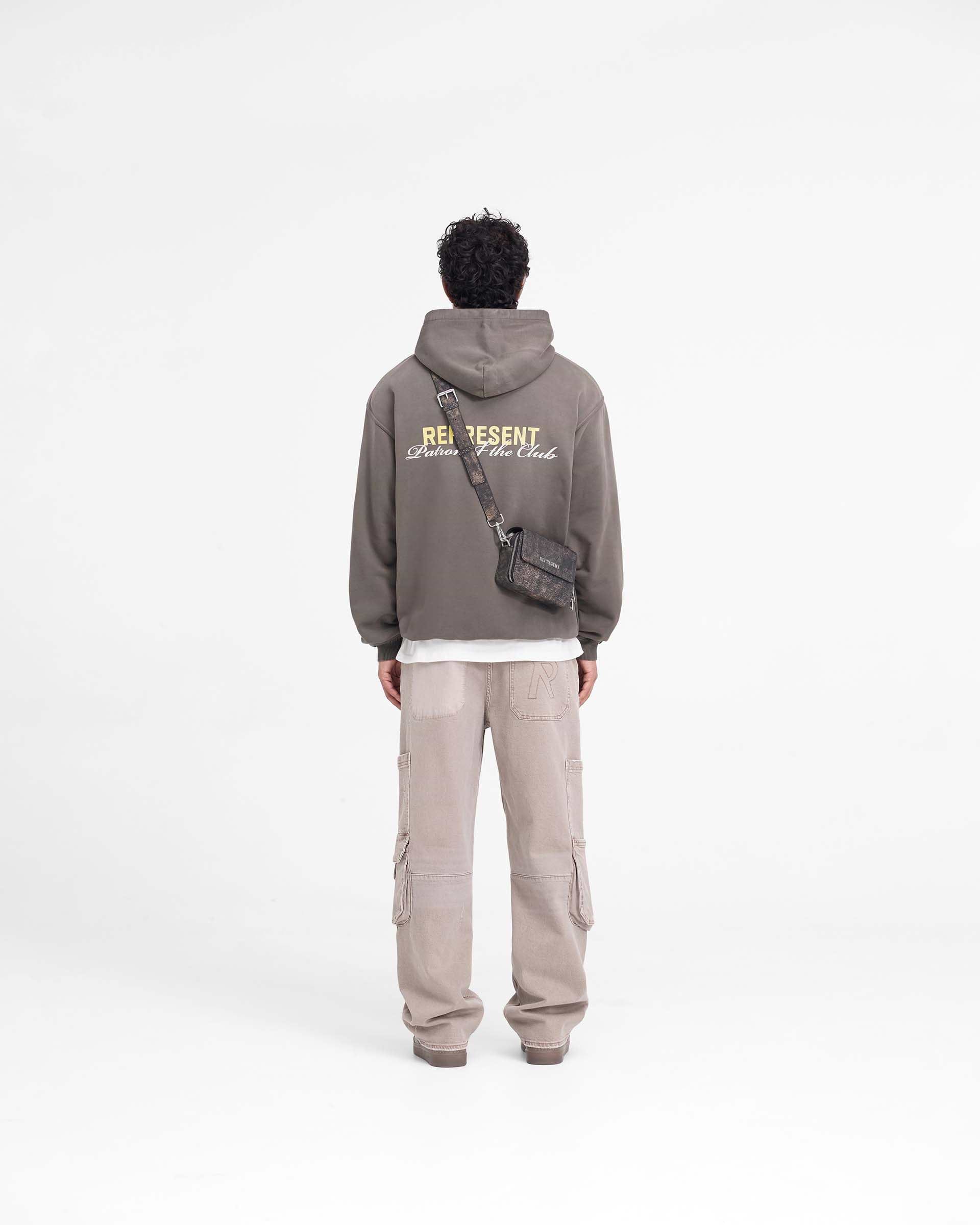 スウェット・トレーナー REPRESENT Patron of the club washed cotton sweatshirt Washed Olive Hoodie | Patron of the Club | REPRESENT